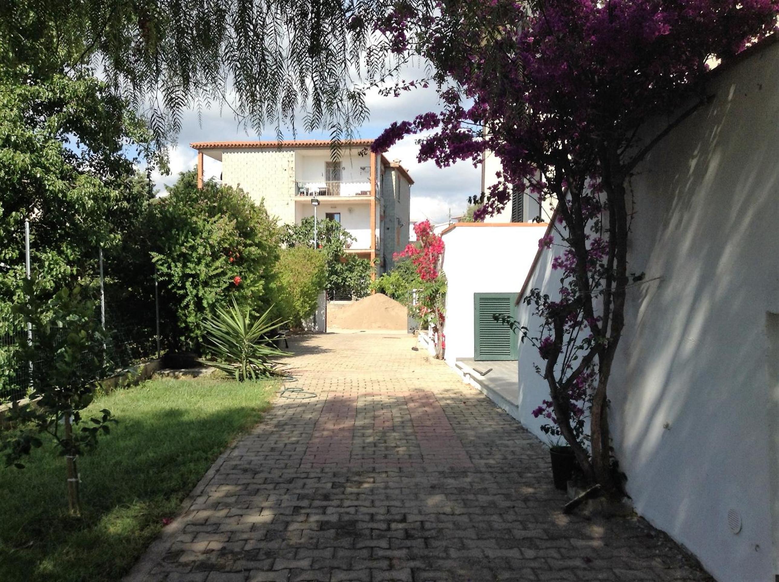 Photo 35
