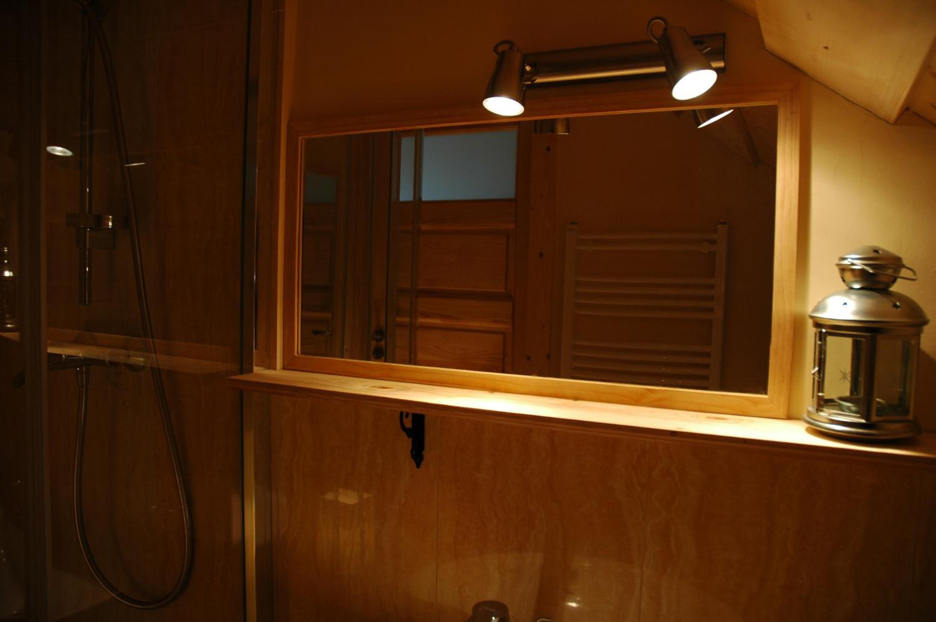 Photo 51