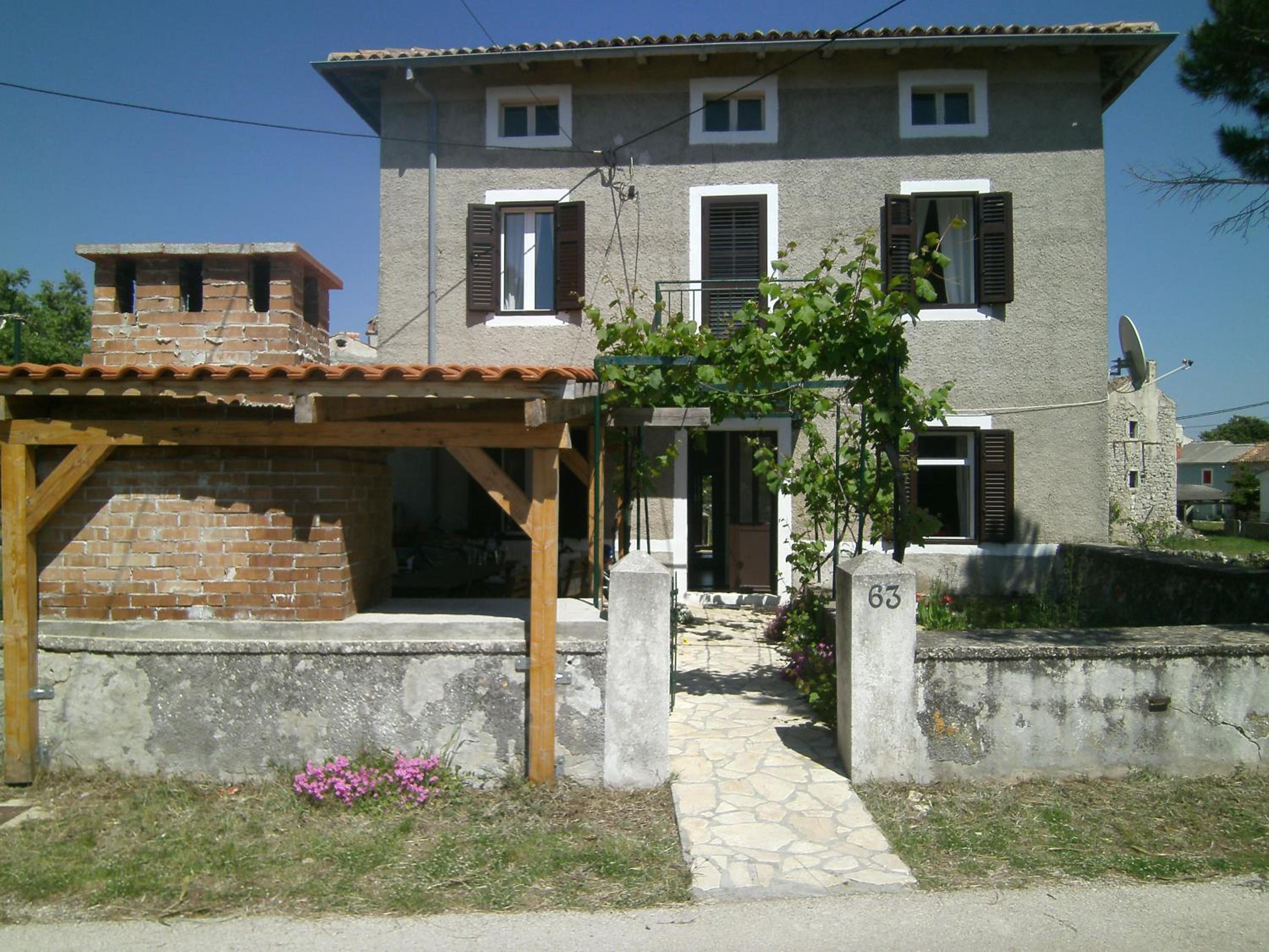 Holiday Home Lorraina view 5
