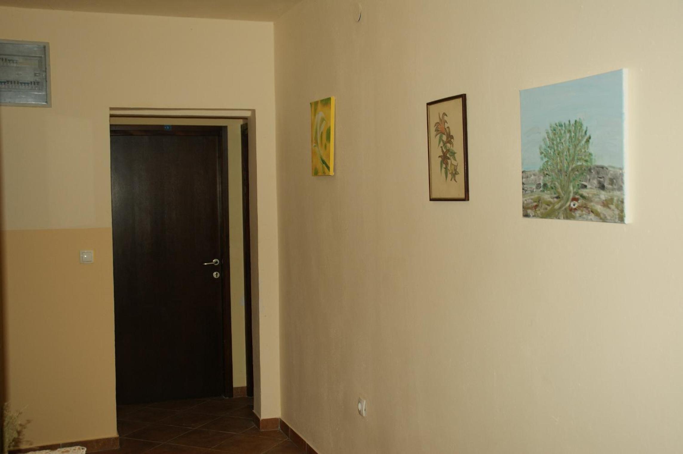 Photo 64