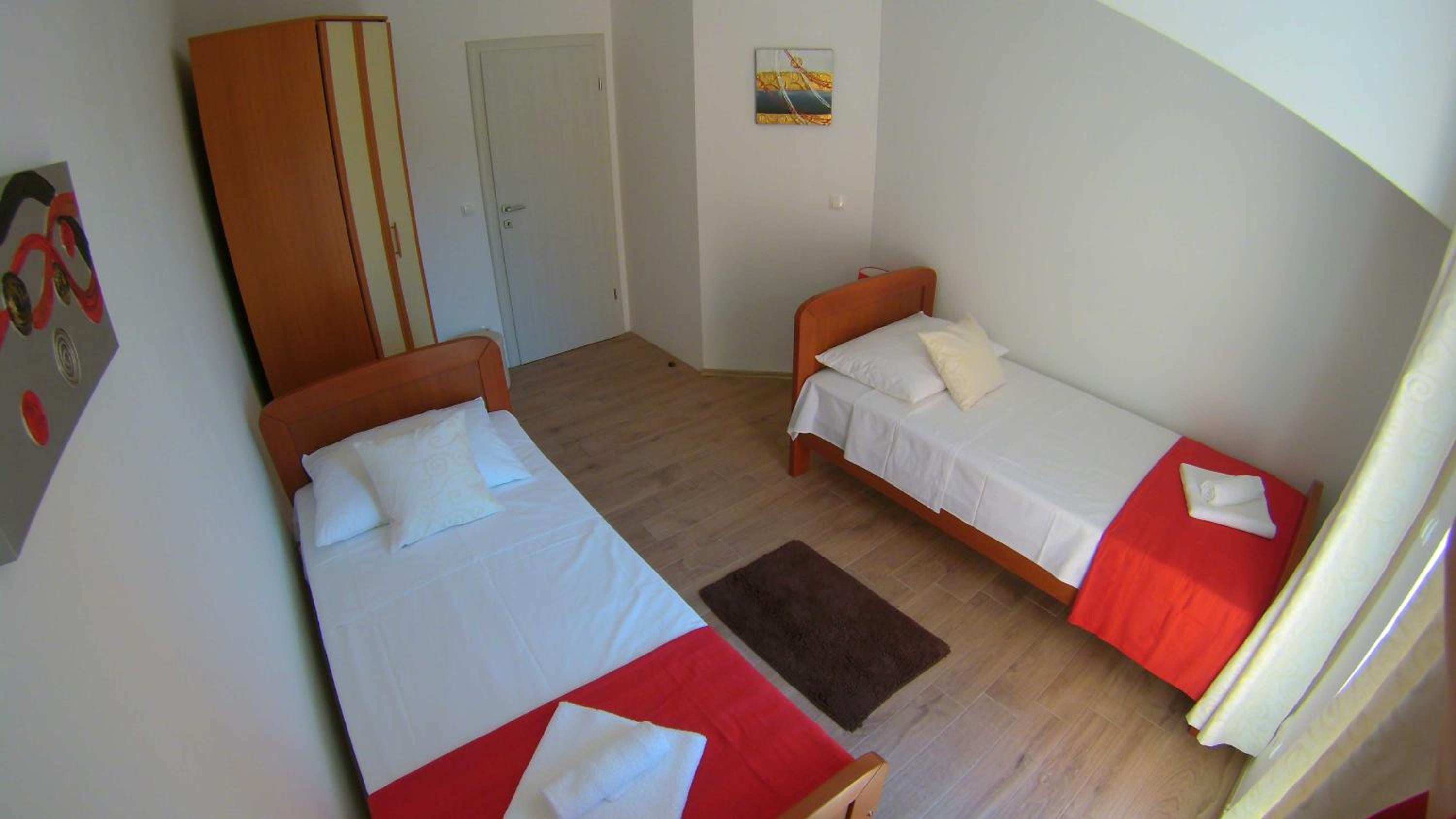 Photo 27