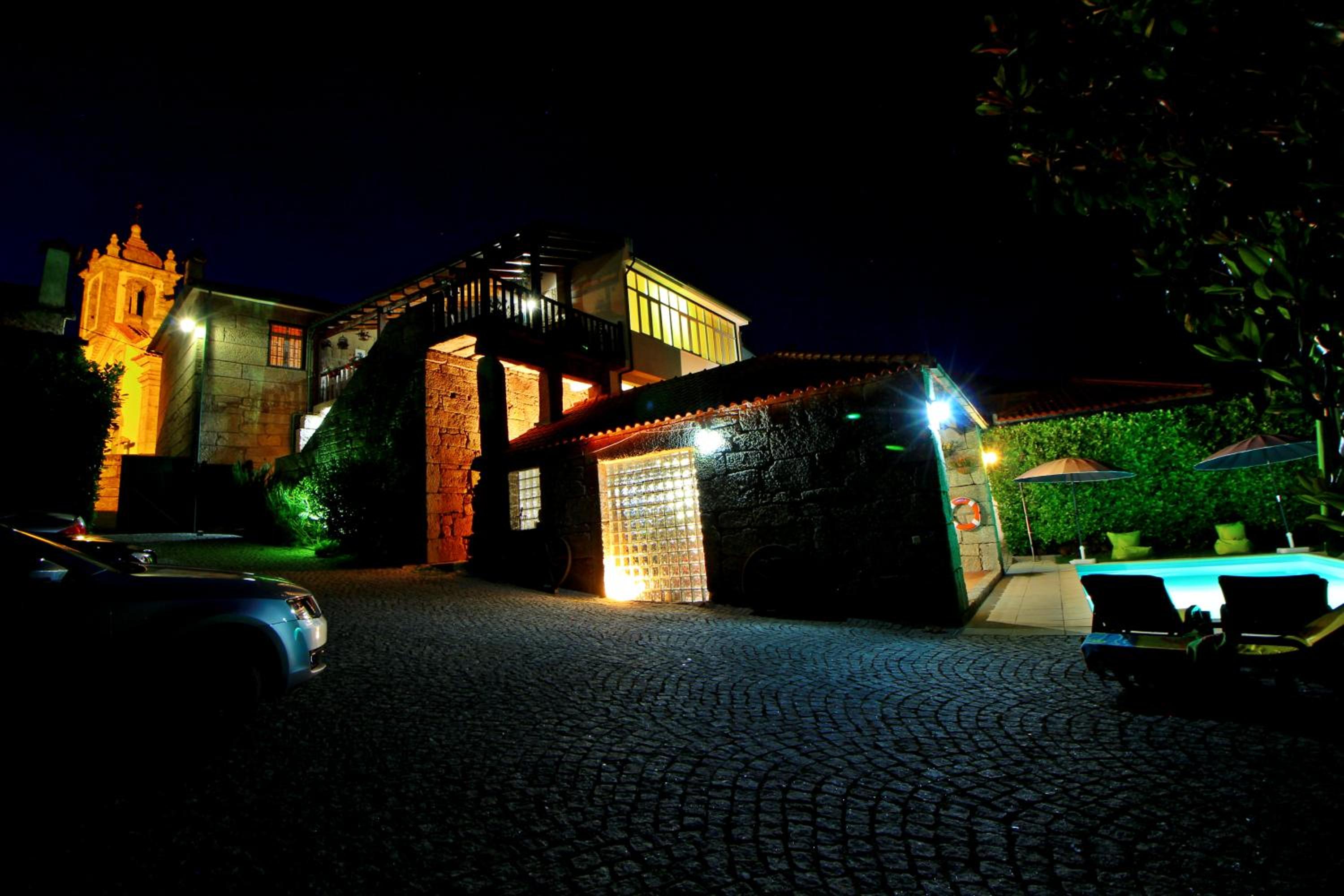 Casa do Adro de Parada
