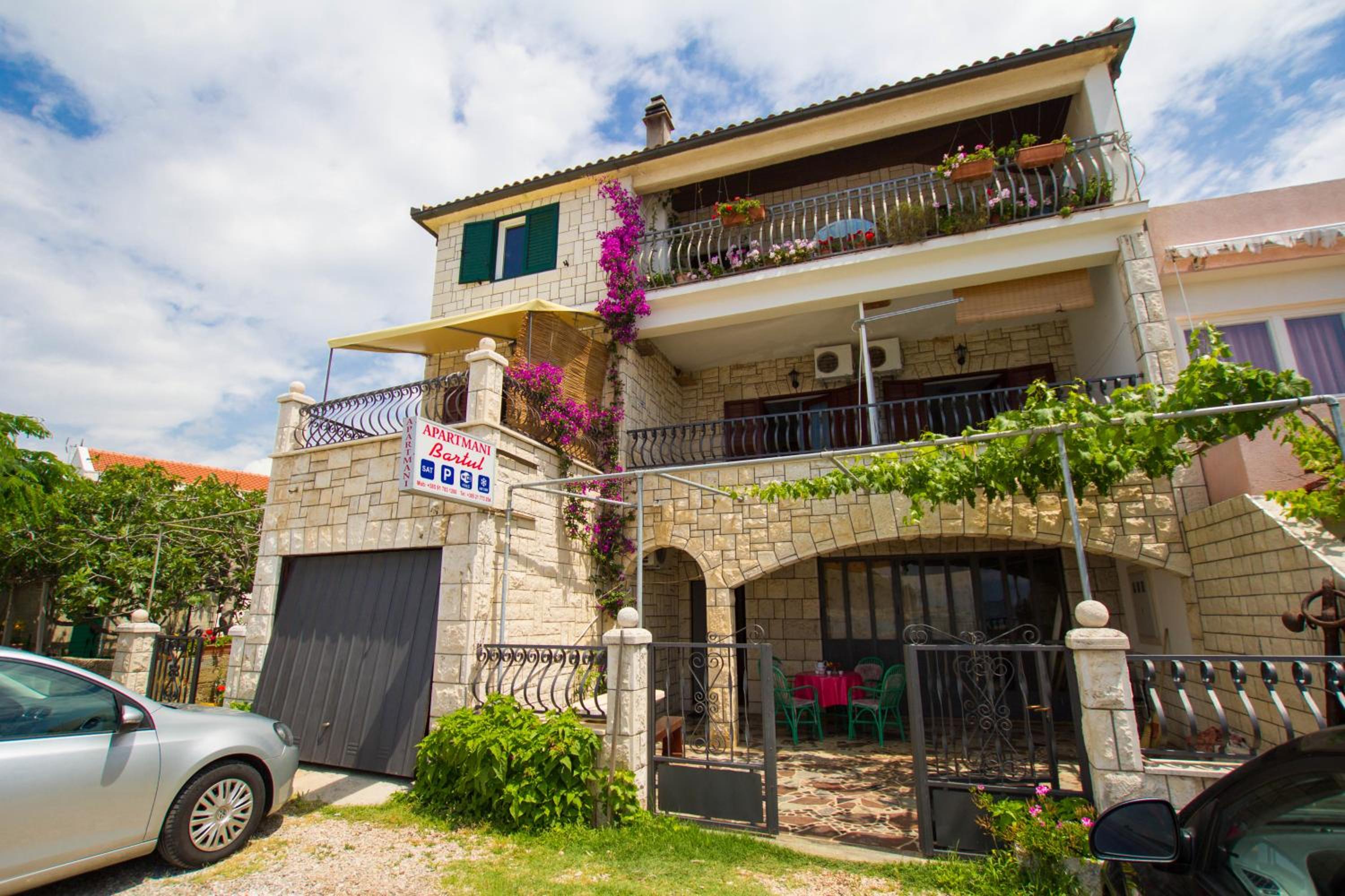 Apartments Bartul