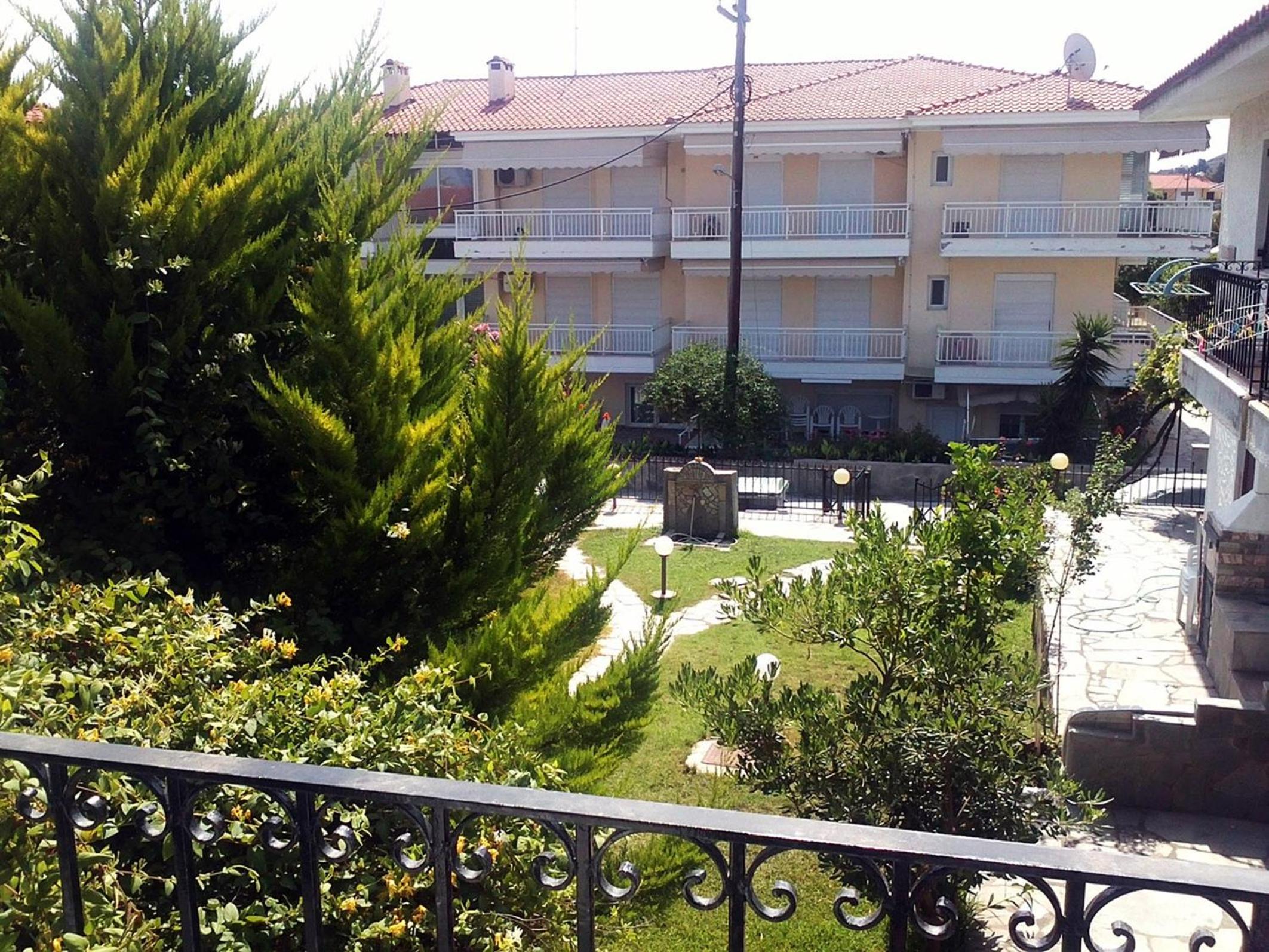 Photo 31