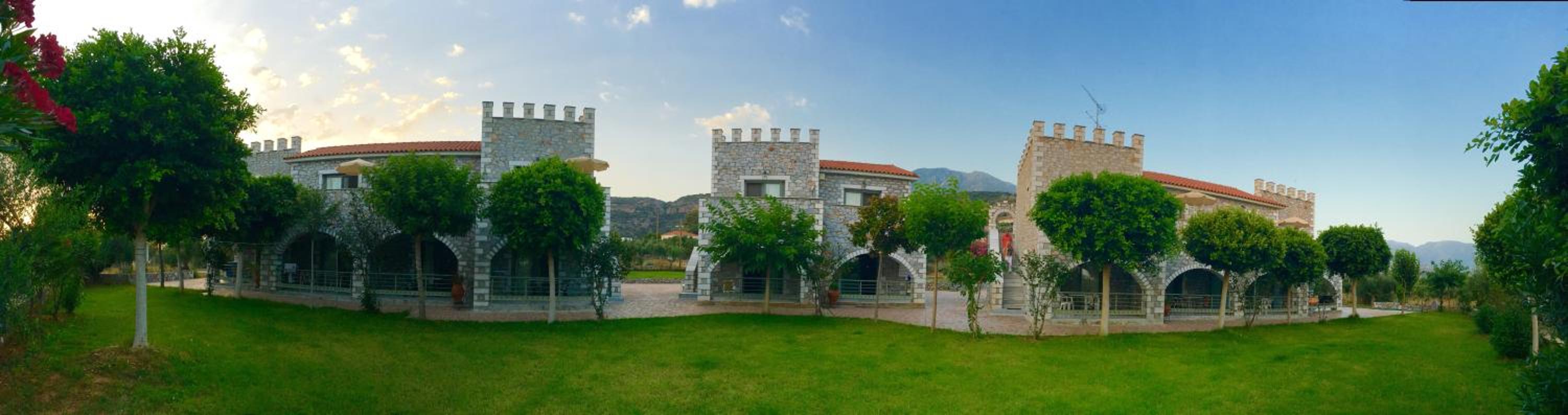 Nefeli Apartments