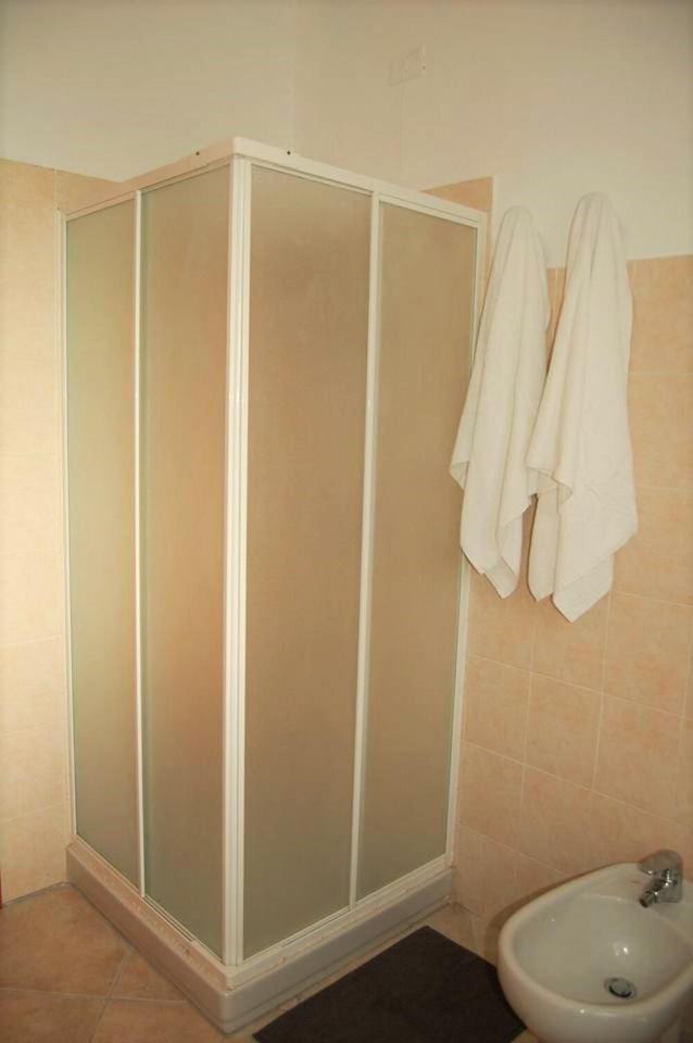 Photo 33