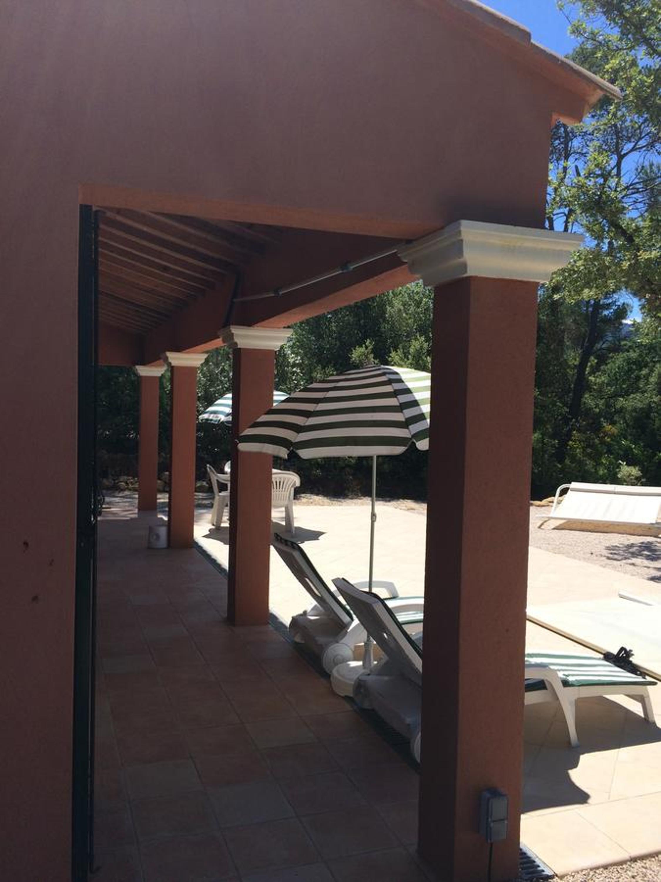 Le Putt-Tee Bastidon view 2