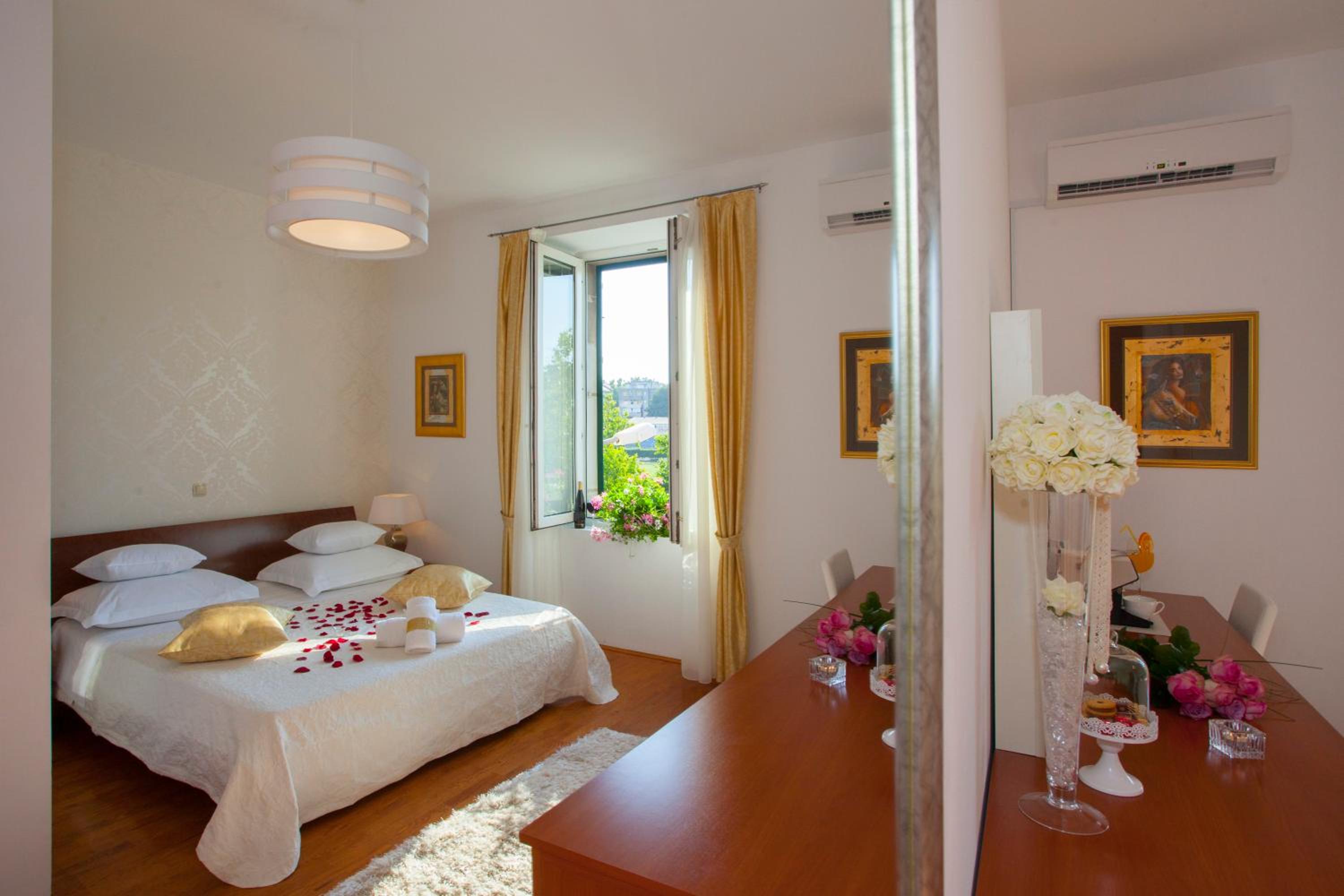 Luxury Rooms Duje view 5