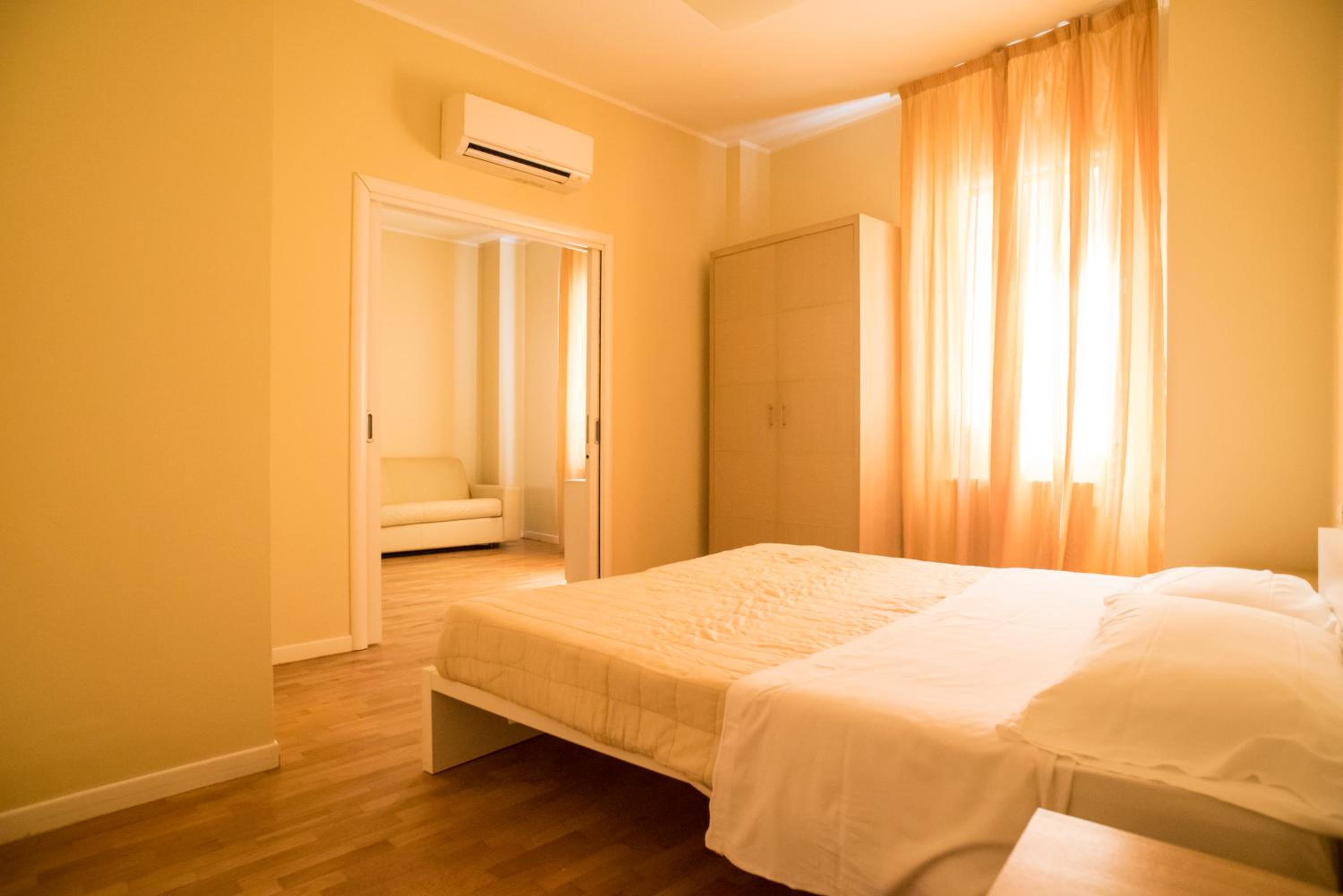 Dante Ravenna Apartments view 2