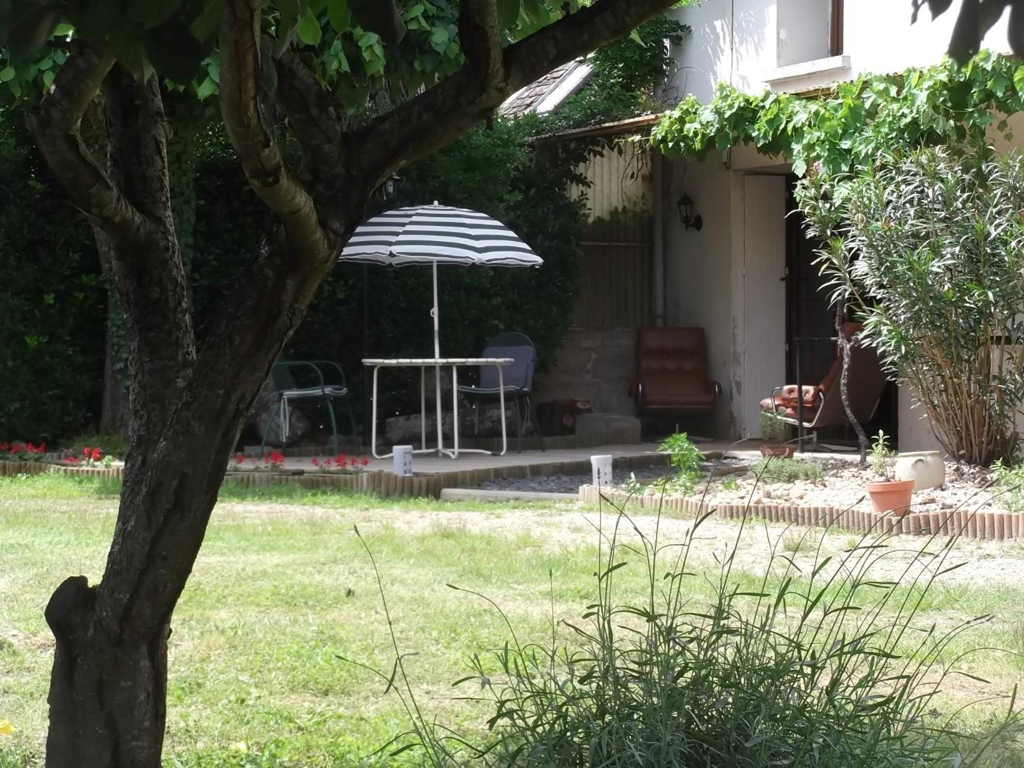 43 Rue des Quarts view 4
