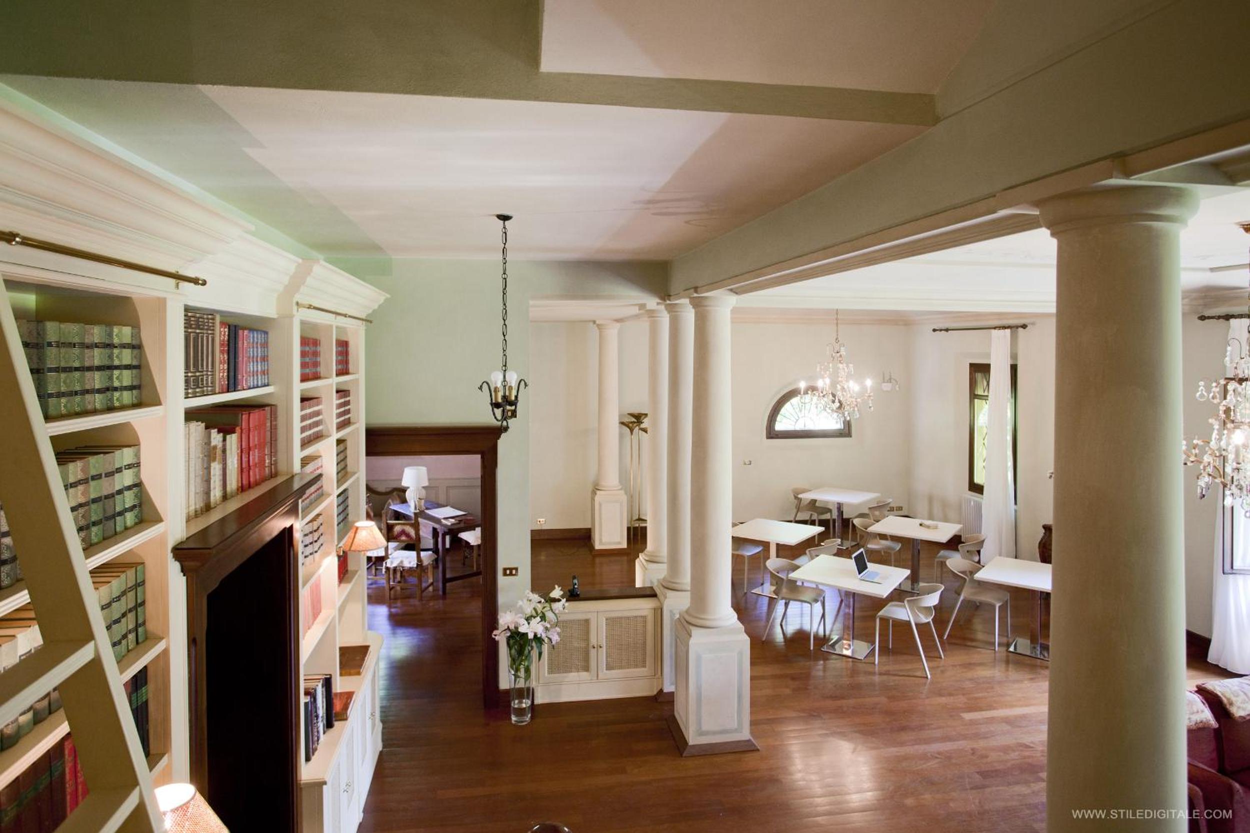 Hotel Pragatto Hills