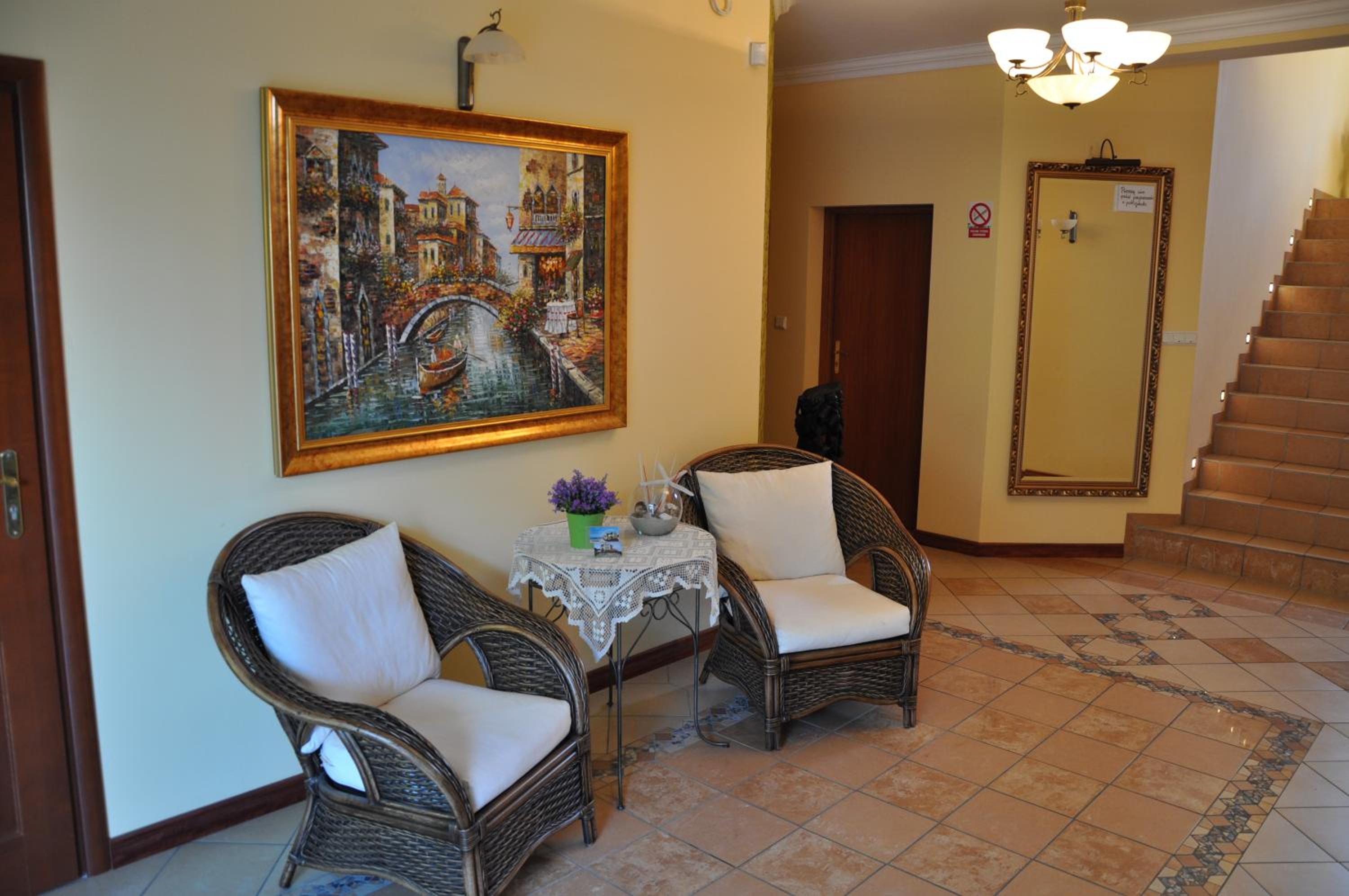 Photo 46