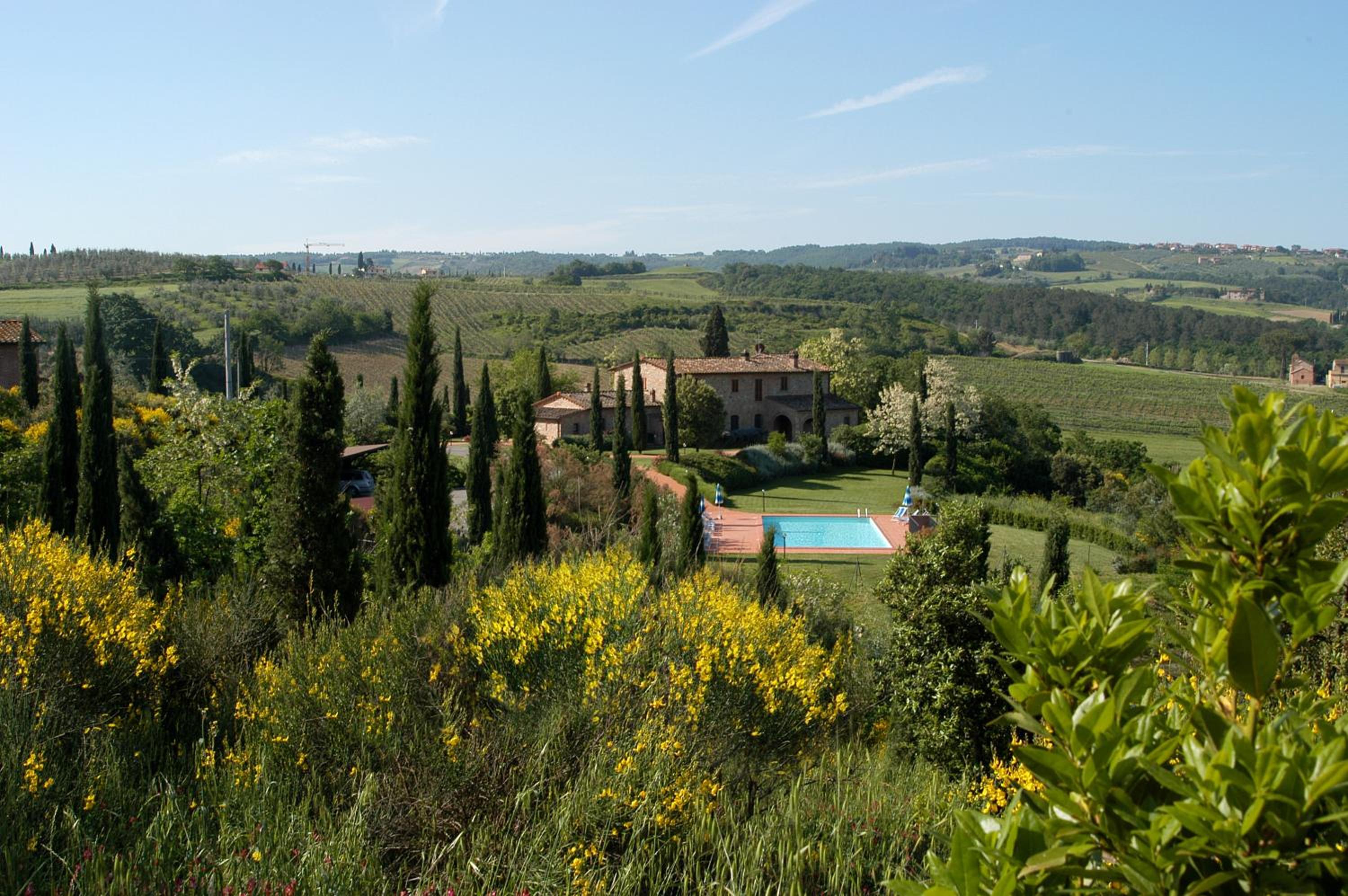 Podere Fignano, holiday home - apartments, renovated 2024