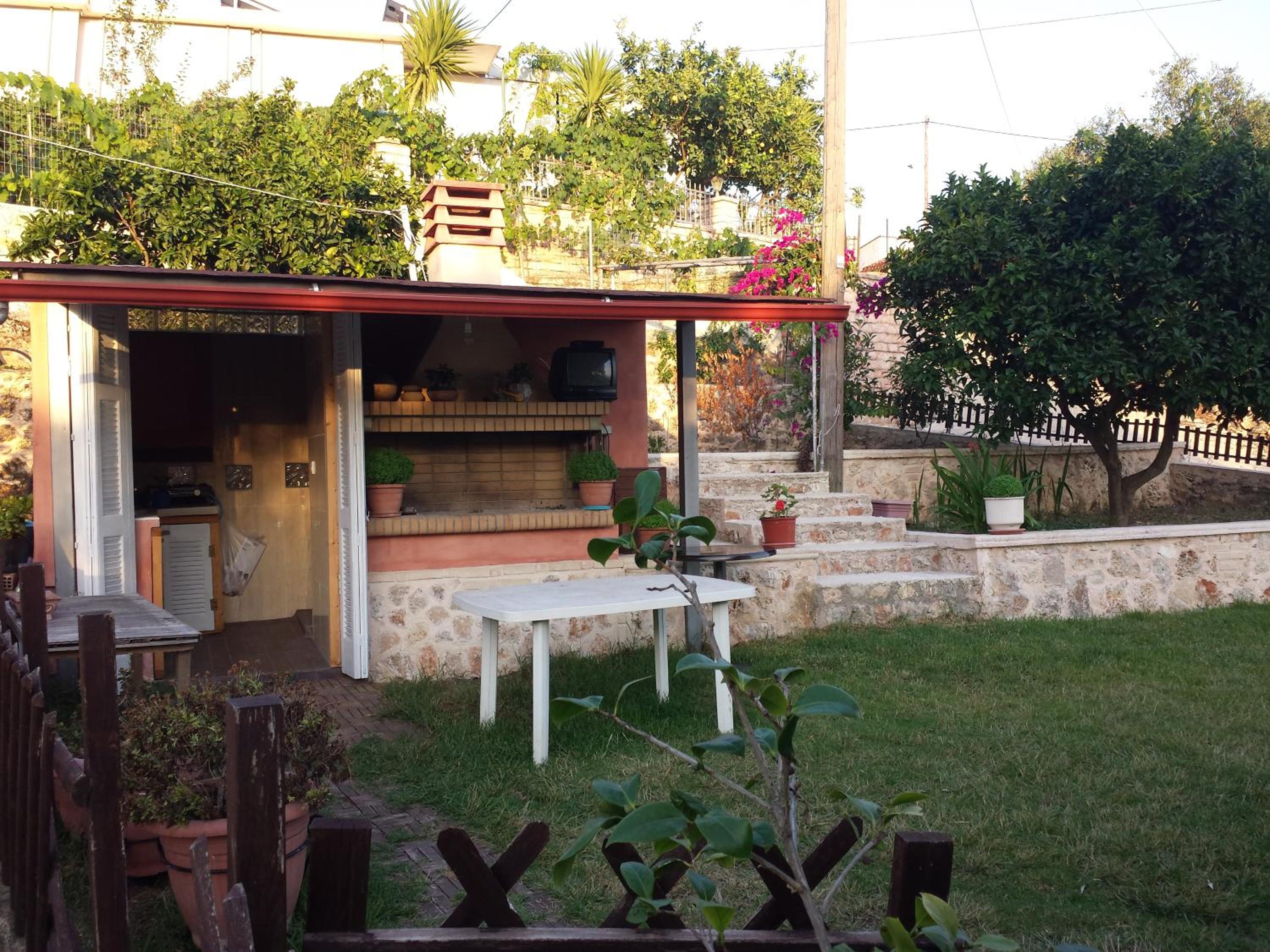 Vito's Parga View Apartments