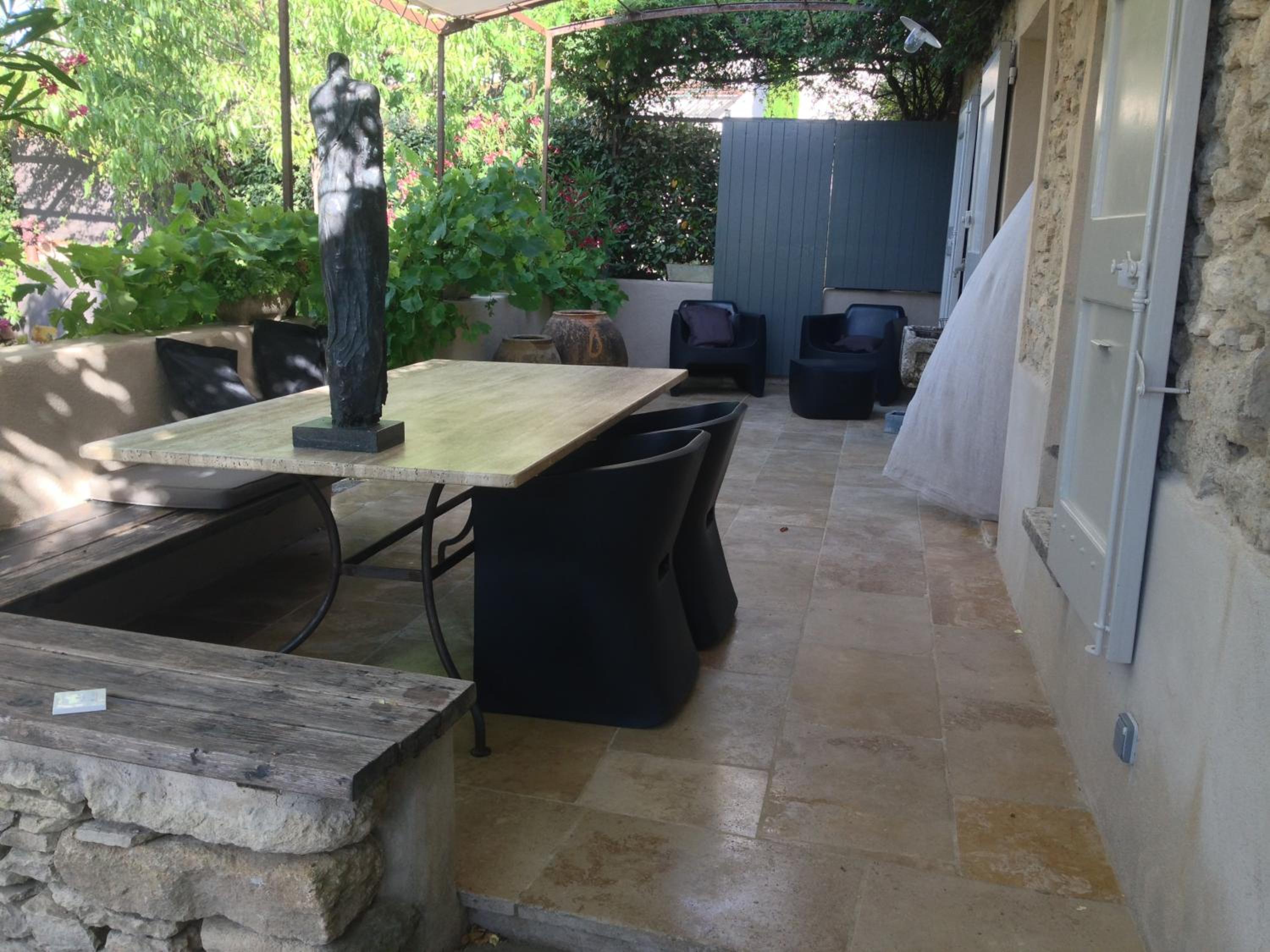 PROVENCEguesthouse L'Agace view 5