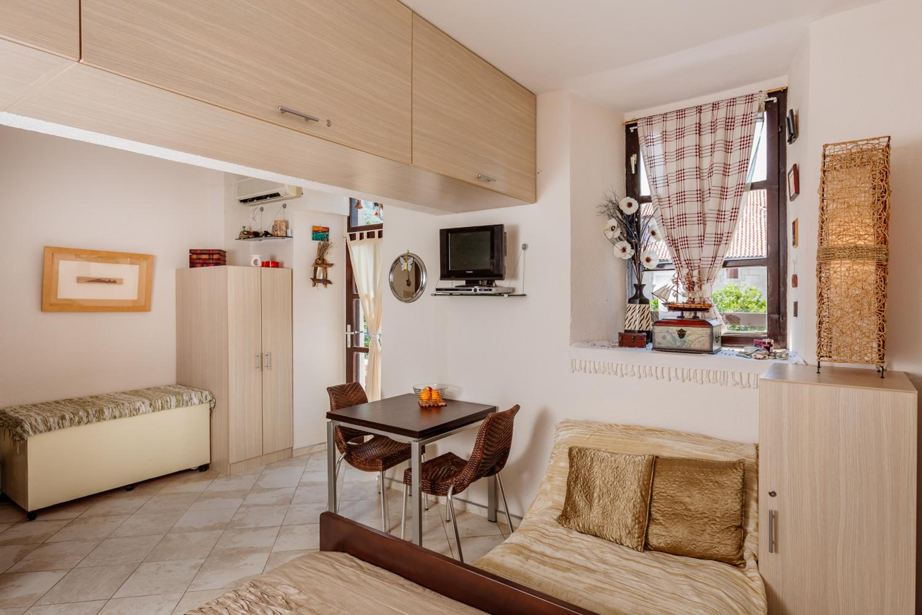 Celine's Place By The Sea view 5