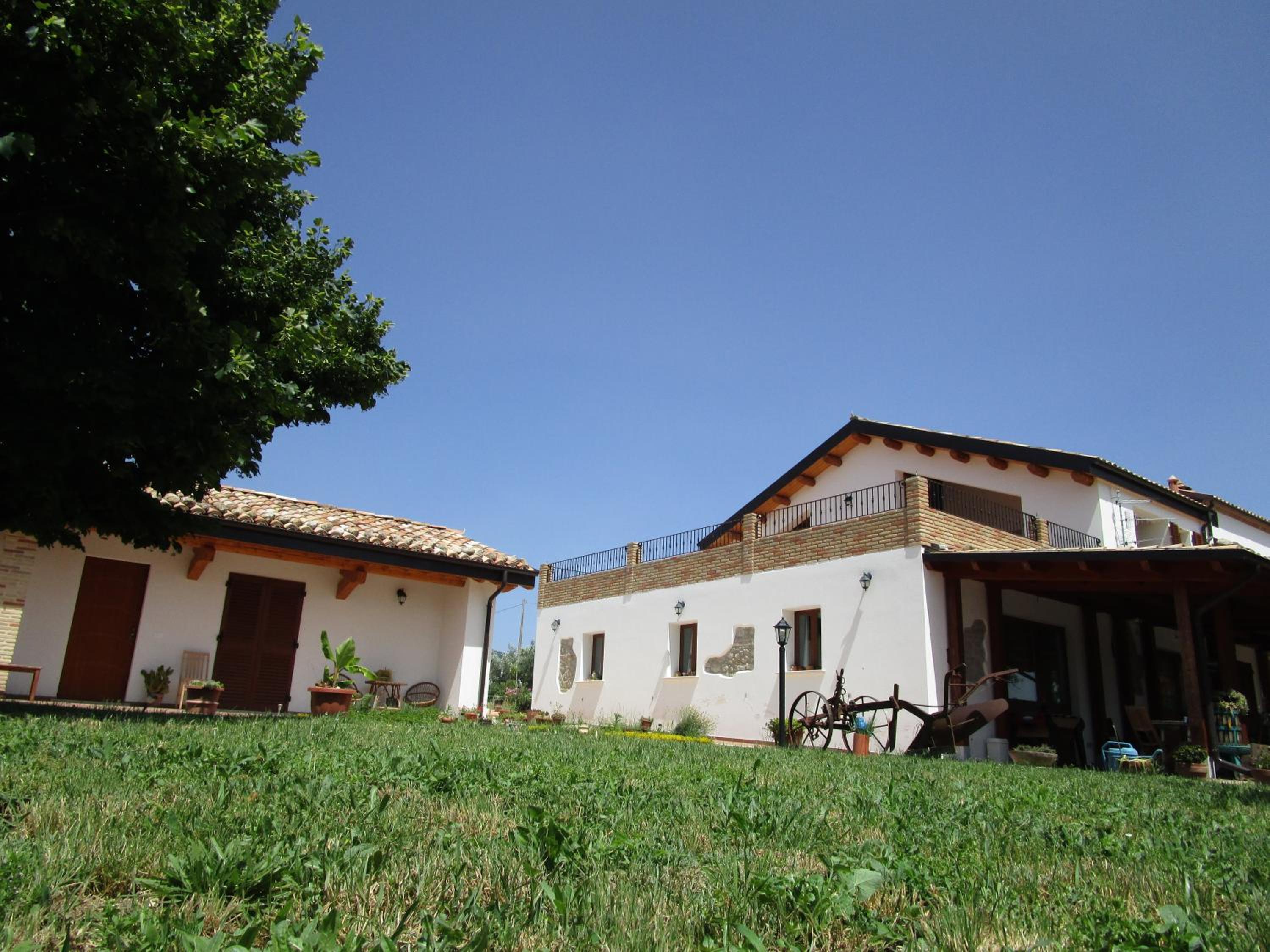Photo 48