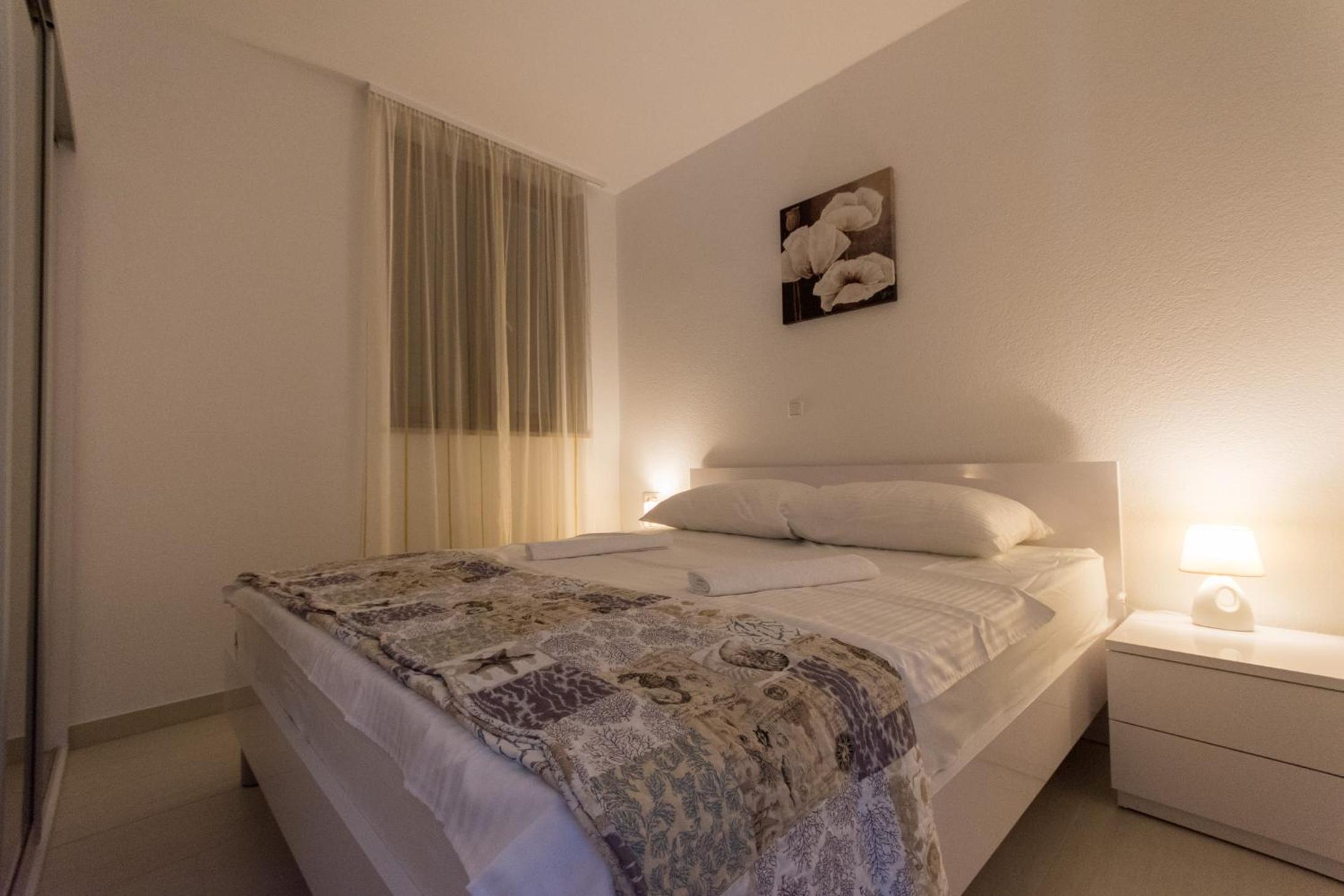 Apartments Bisera