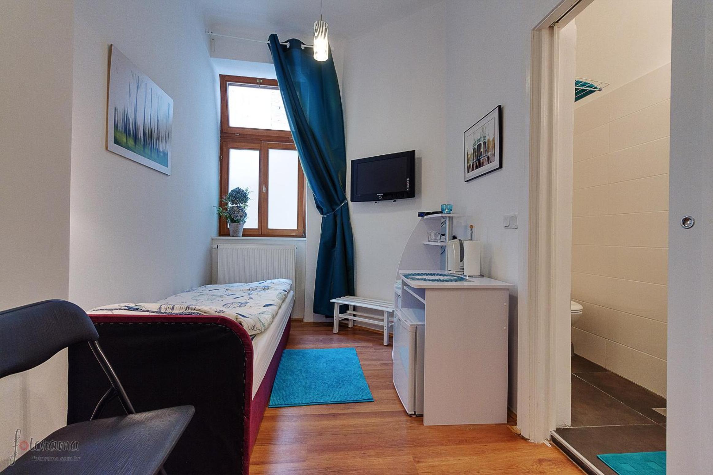 George Apartment