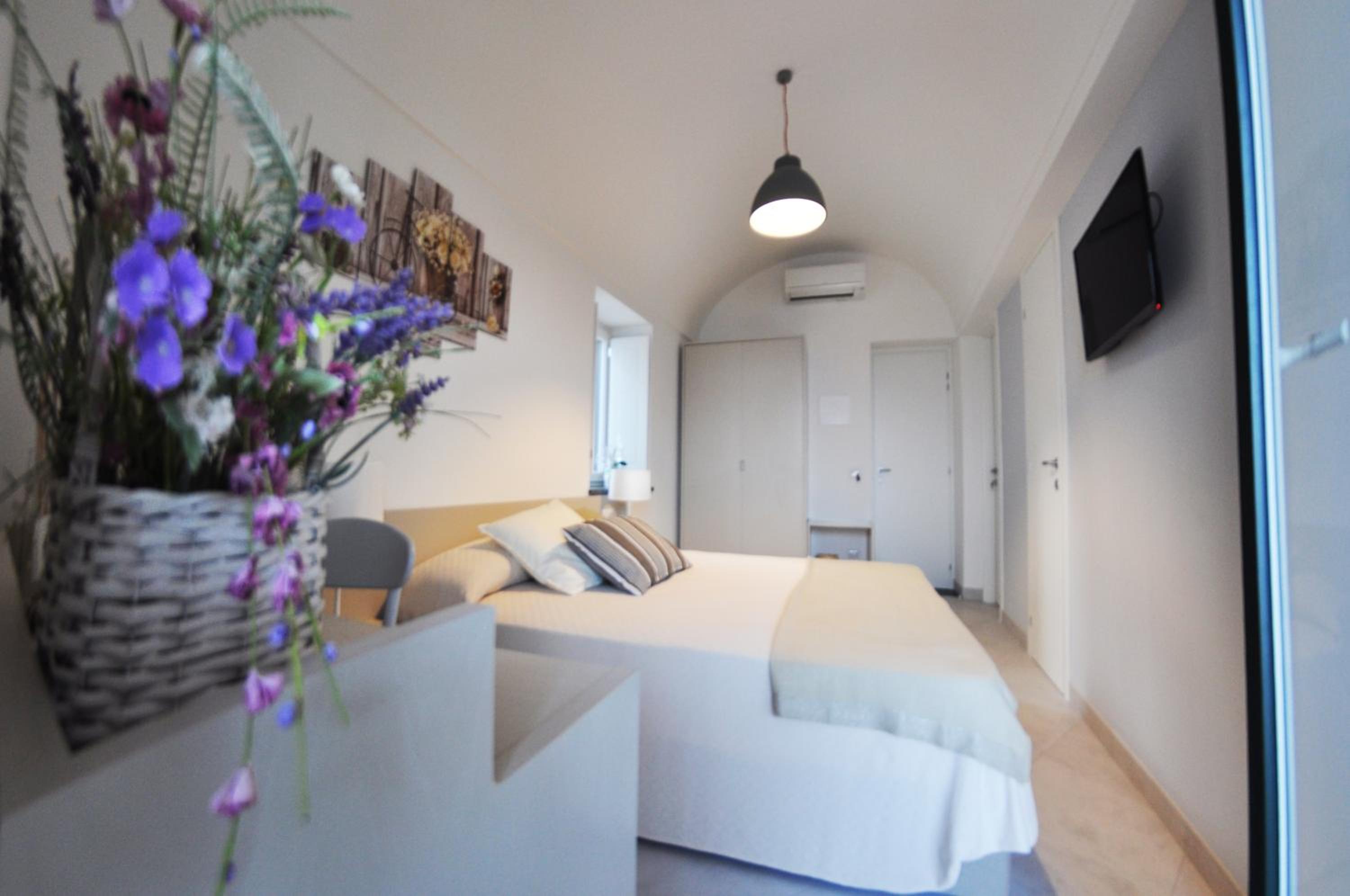 Hotel Casa Costanza - Image 1