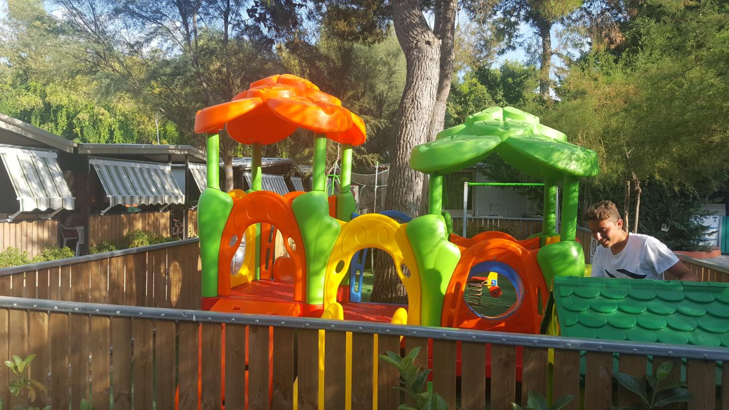 Camping Poseidonia