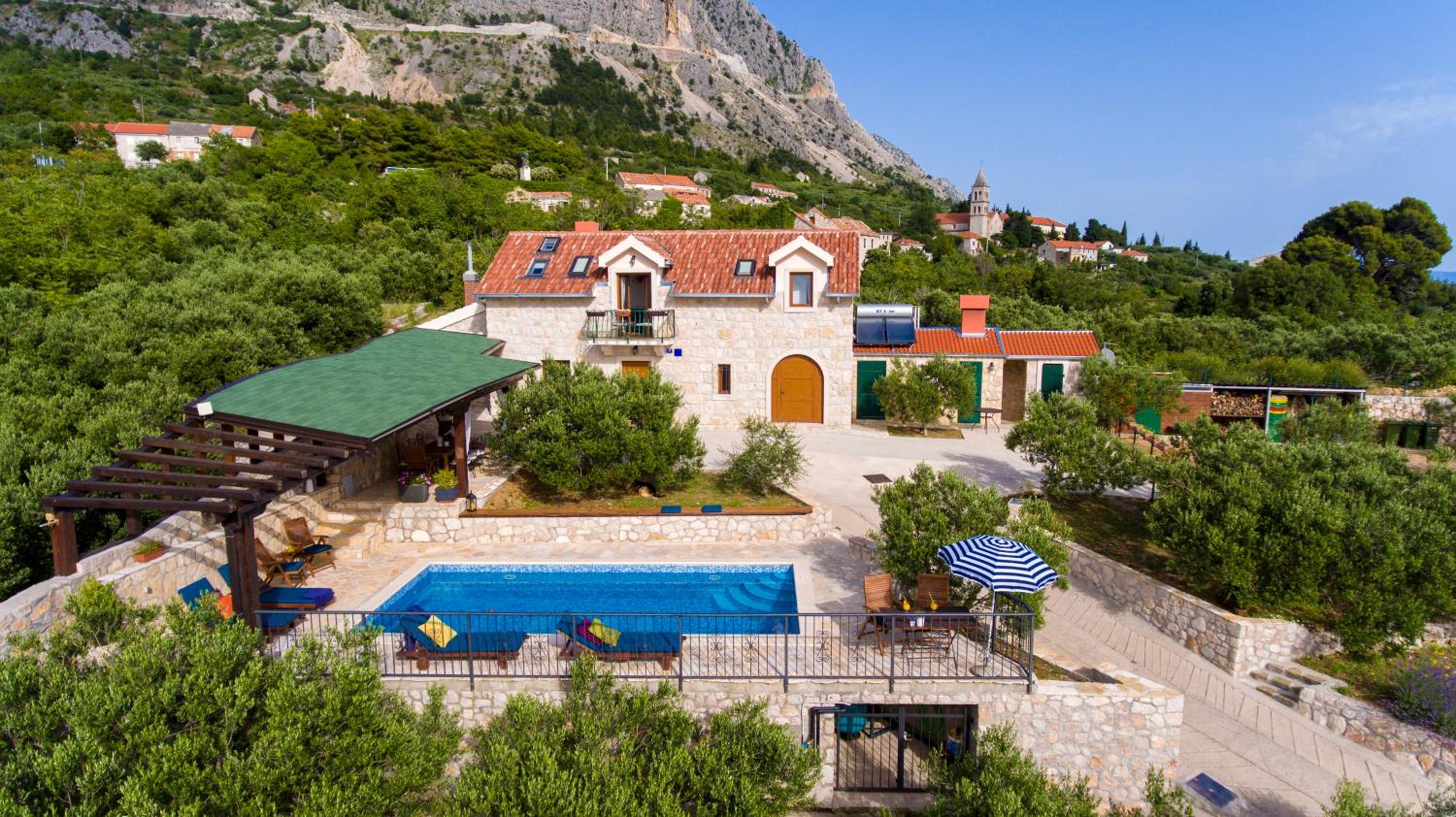 Villa Oliva view 4
