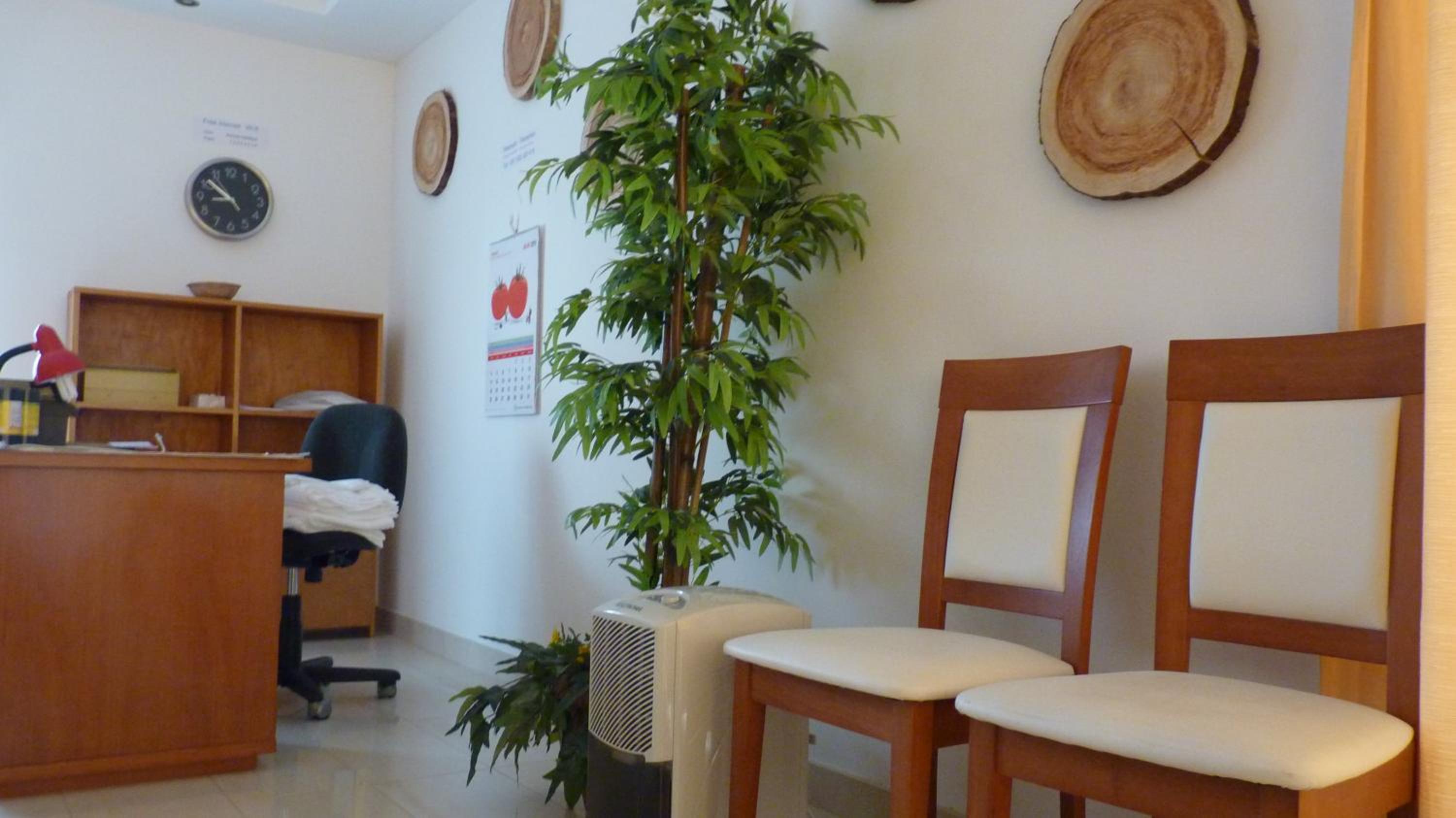 Photo 42 sur 57 de AZORES HOLIDAYS HOUSE -B&B - Suites - Self Check-in KEYBOARD