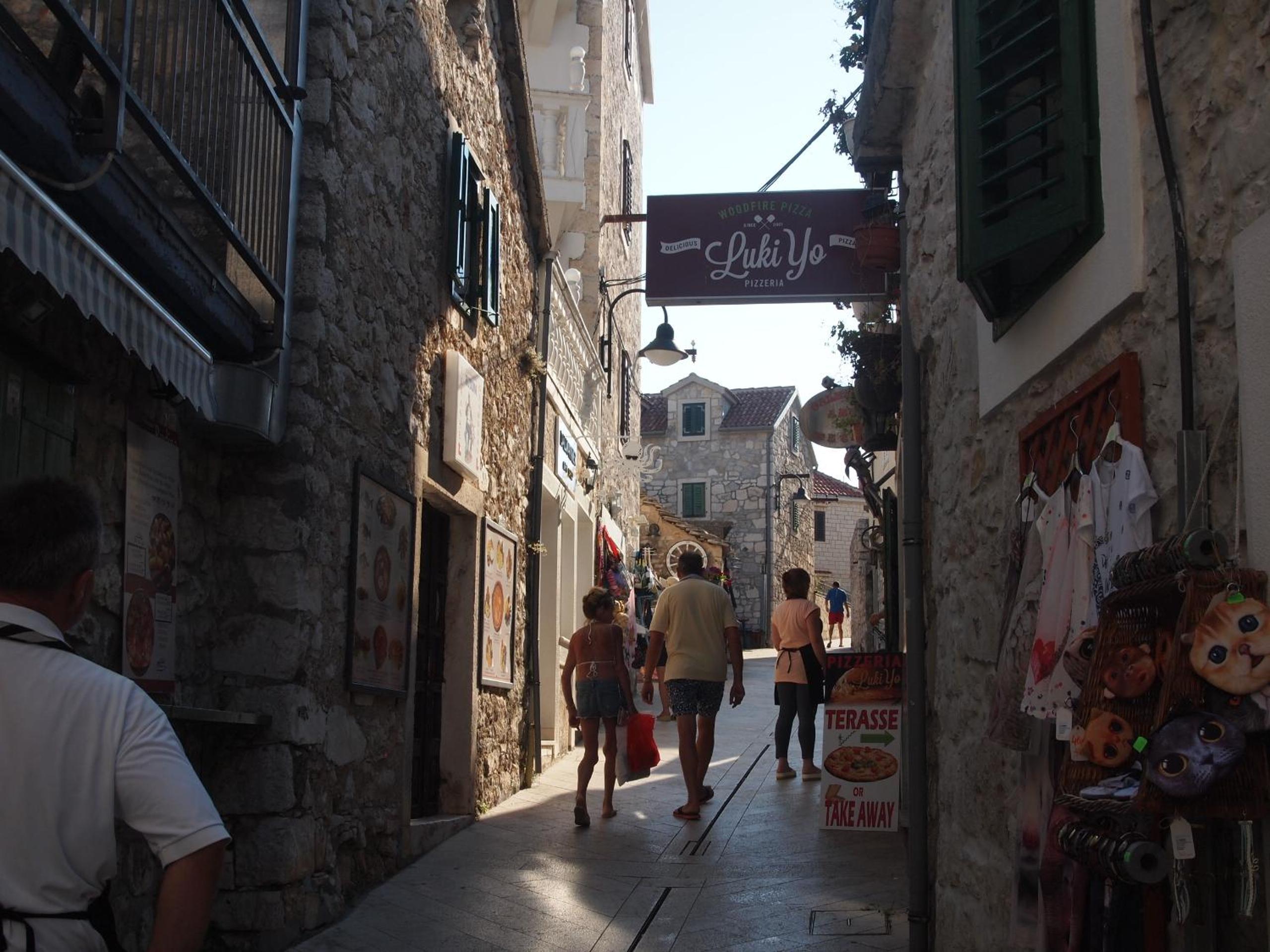 Photo 30