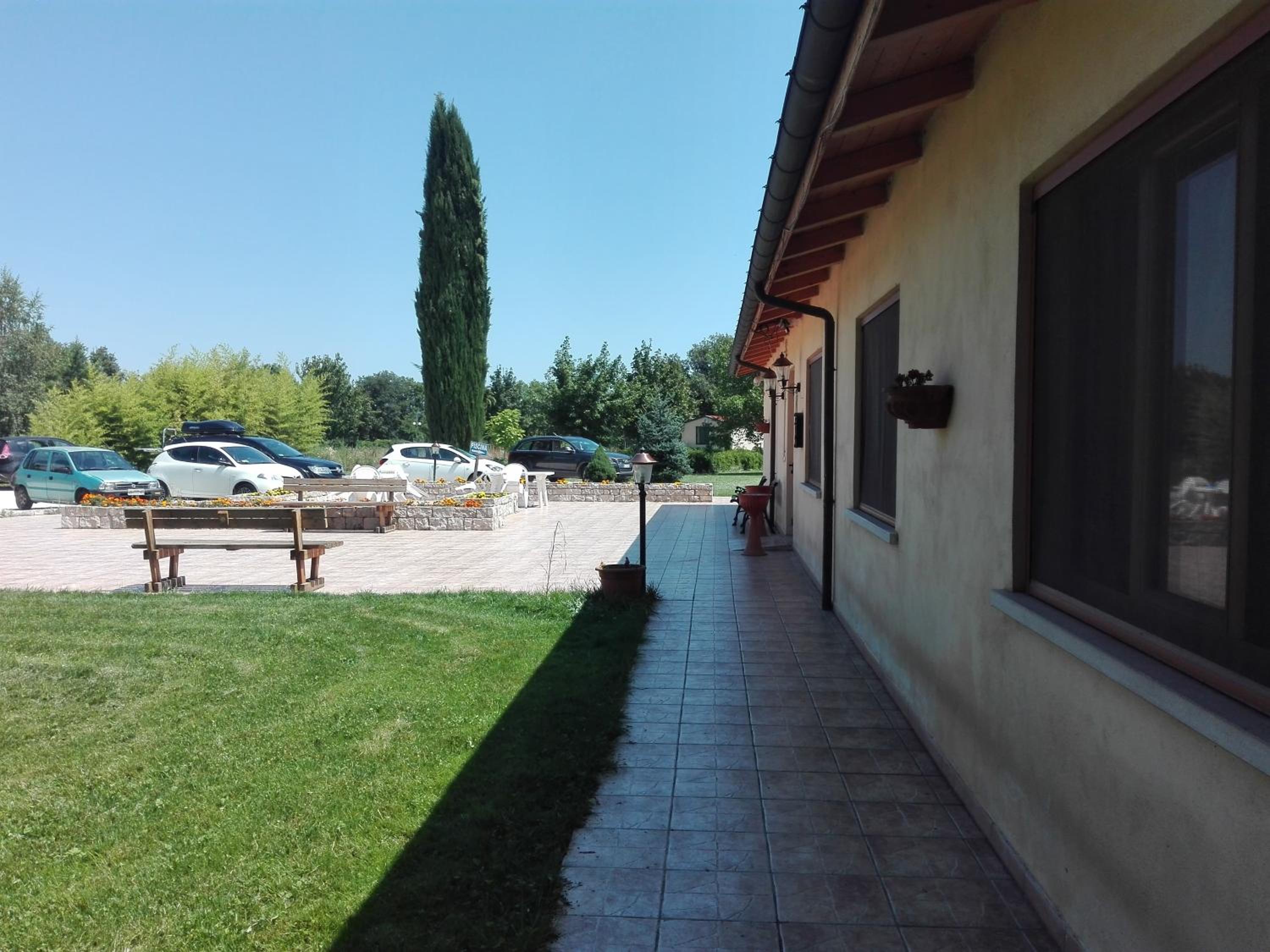 Photo 38