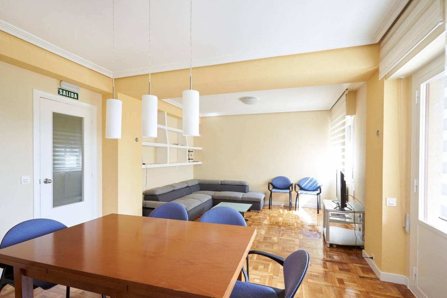Acà Y Allà Apartamento Alfonso El Batallador