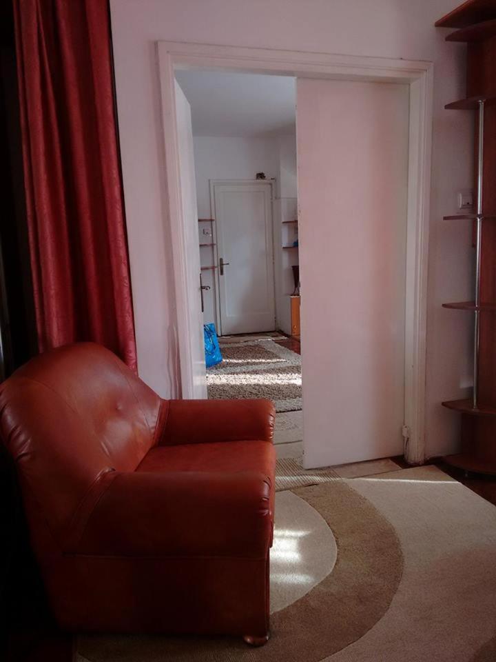 Bruno Apartment University Square view 5