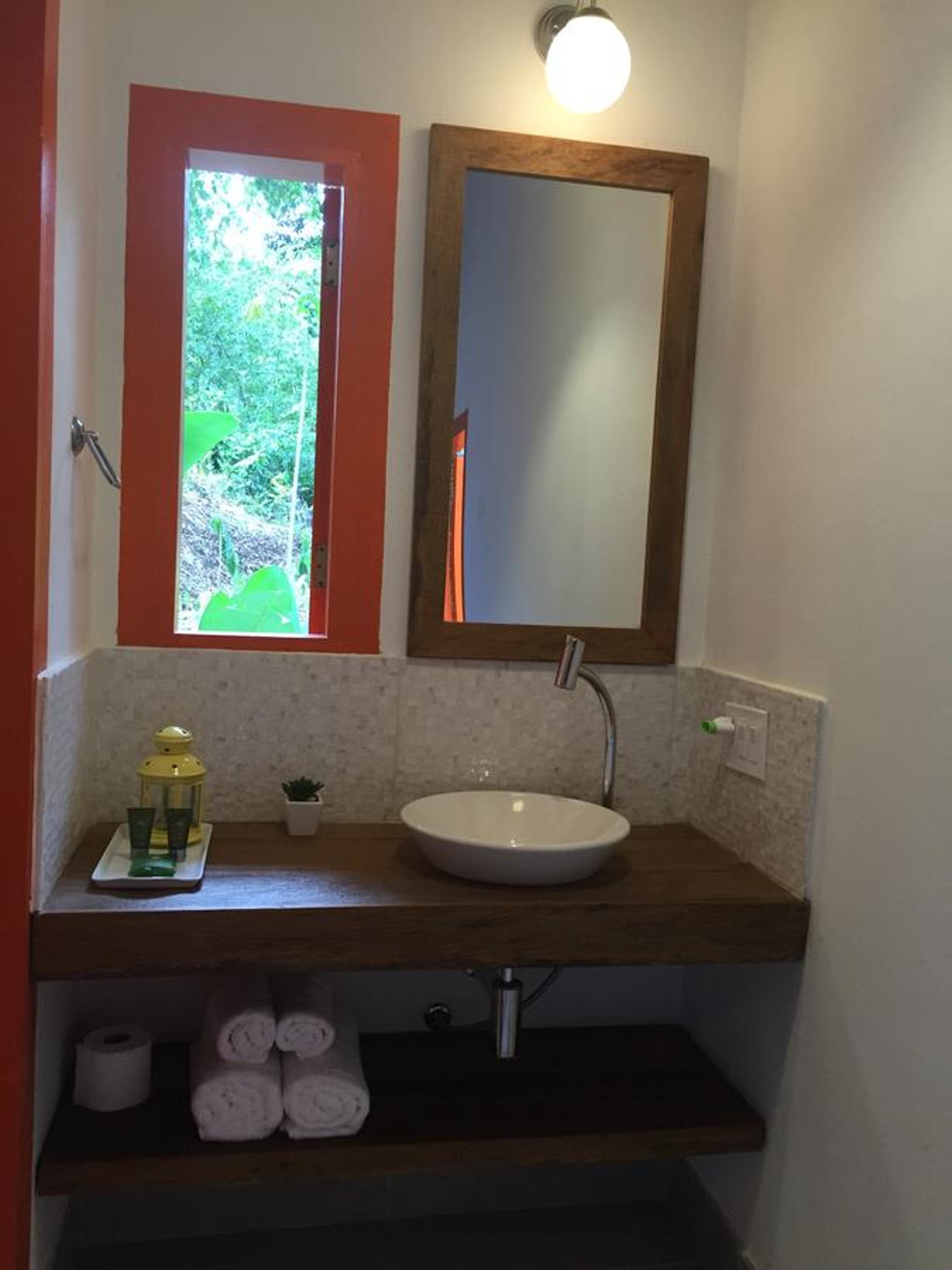 Photo 28