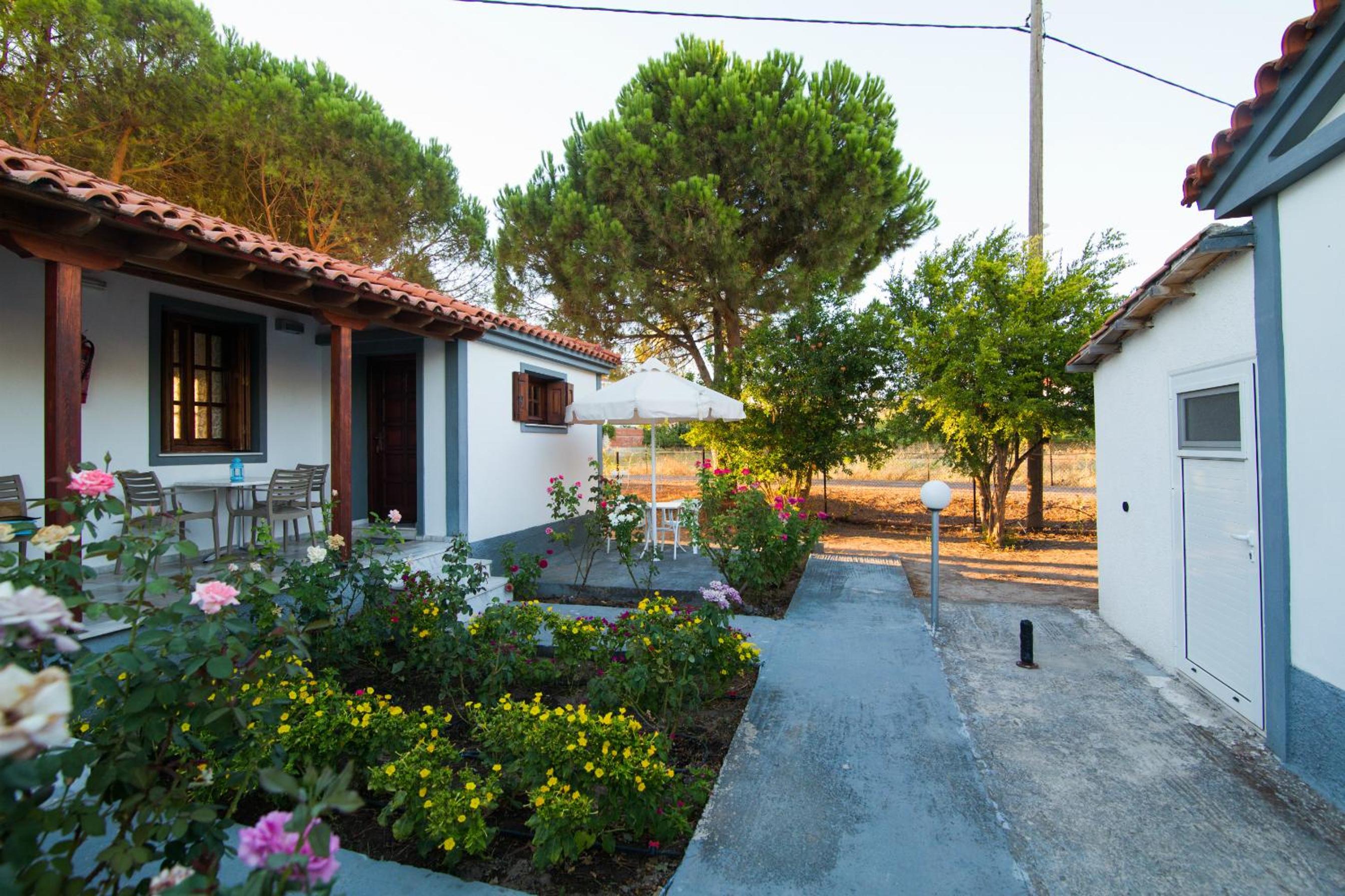 Vicky Studios and Apartments