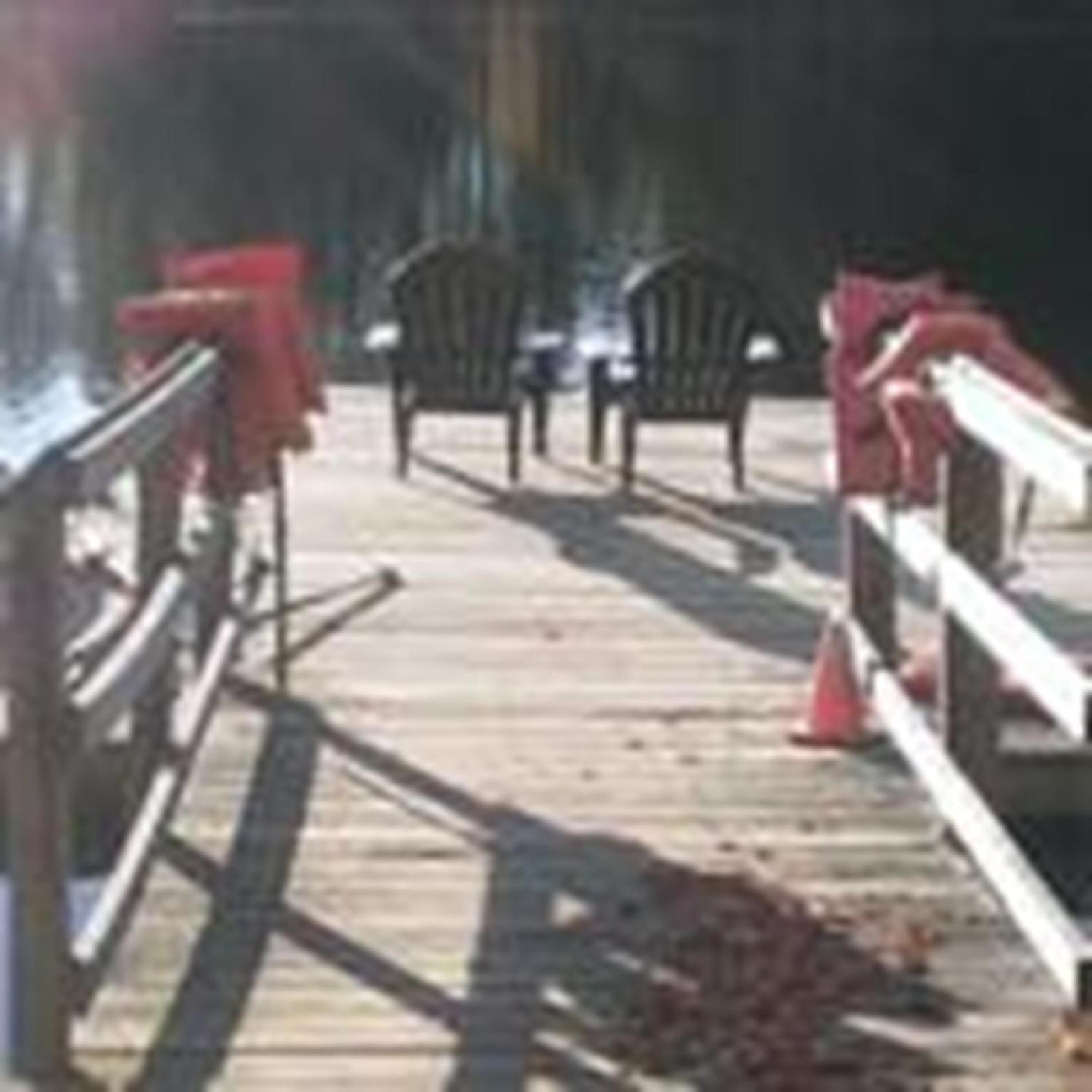 Hide-A-Way Waterfront Cottages