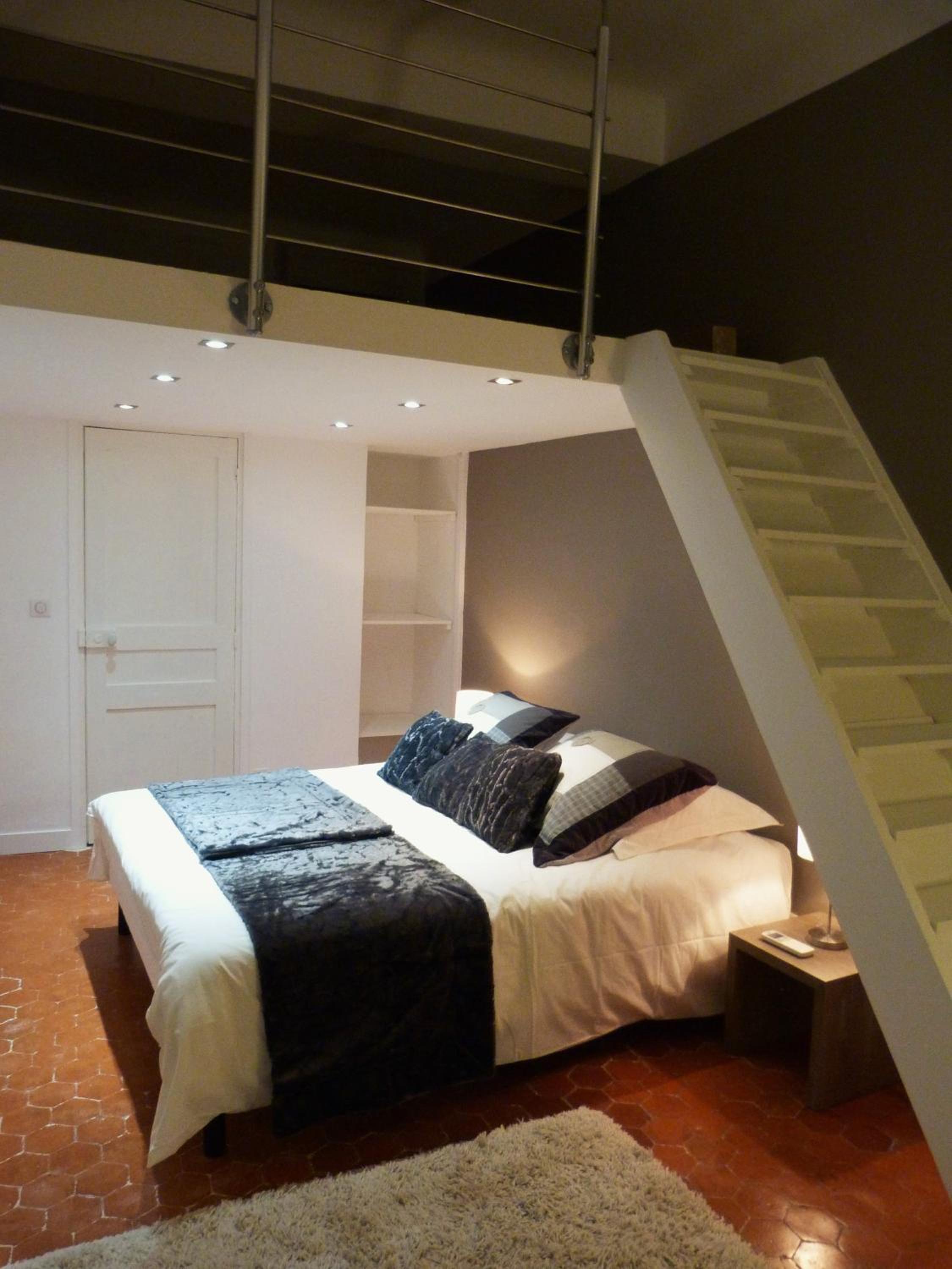 Appartement coeur historique Aix view 5