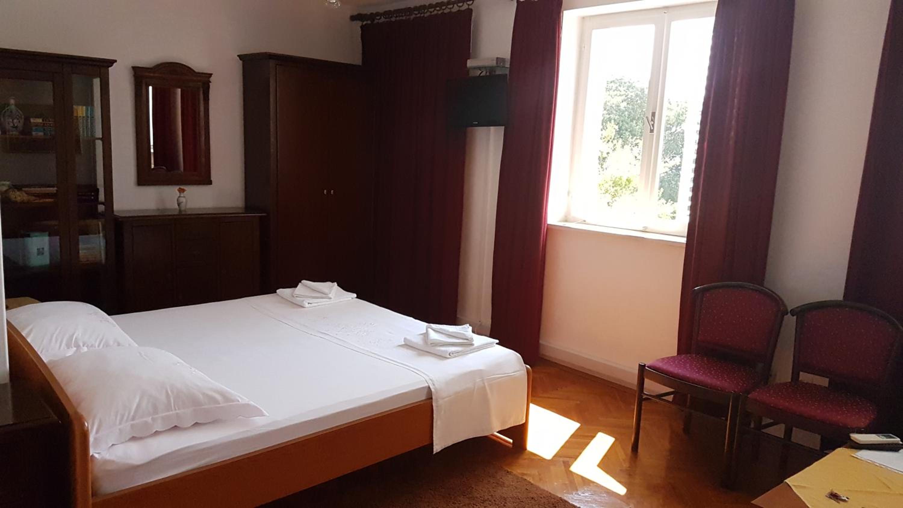 Rooms Vjera