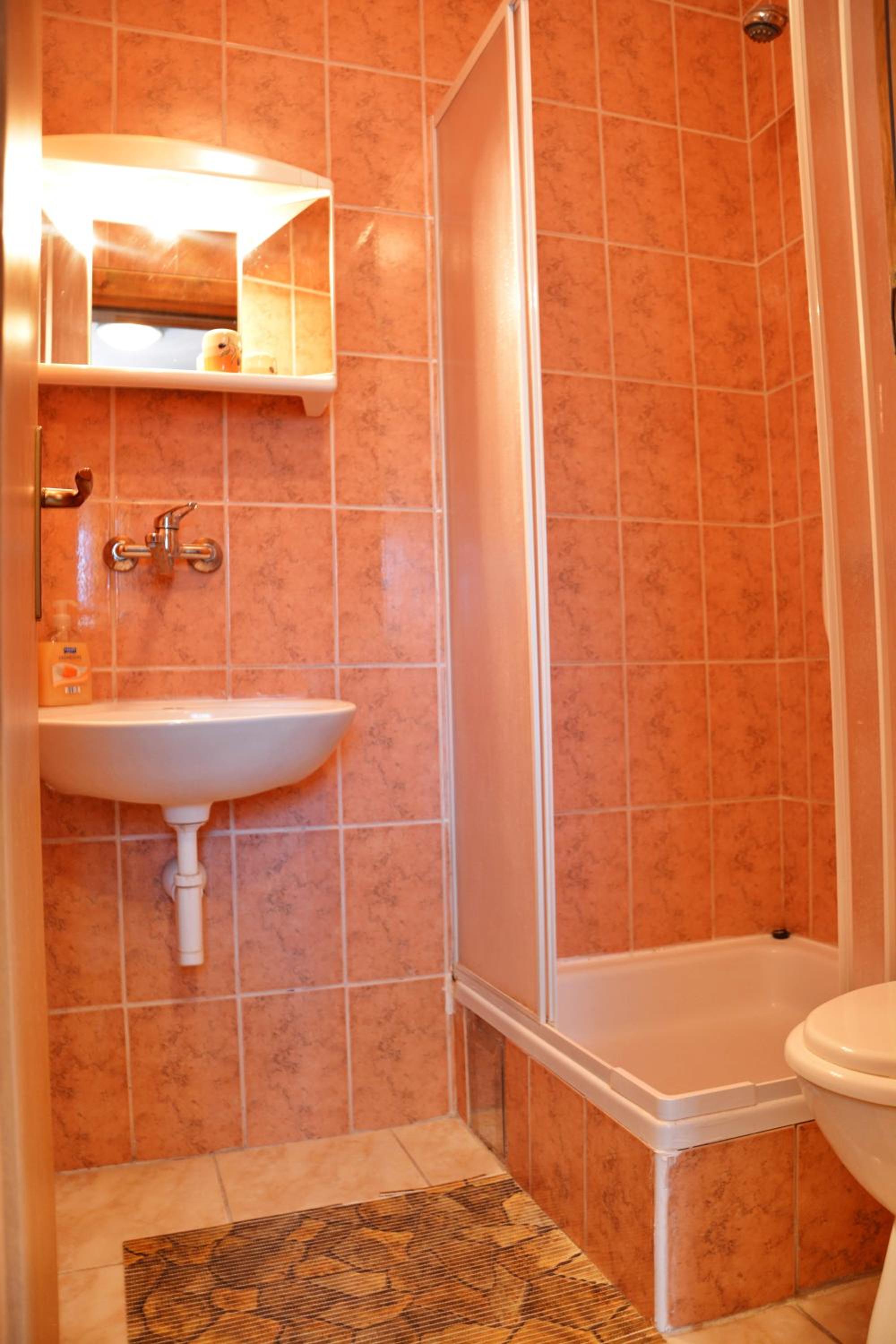 Photo 48