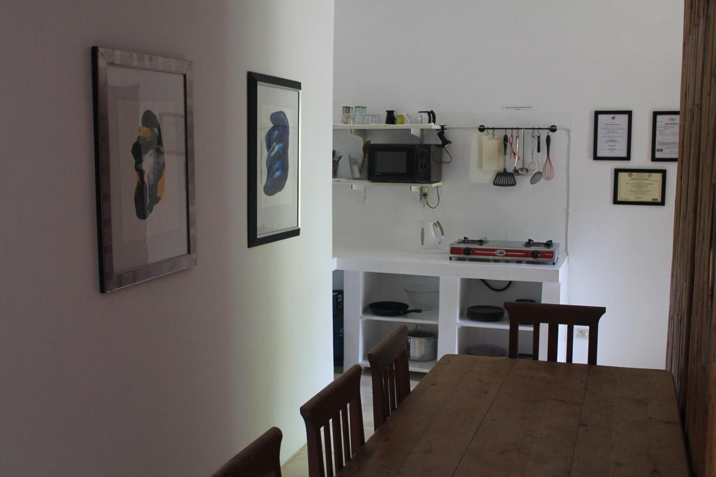 Roger's Place Guesthouse view 3