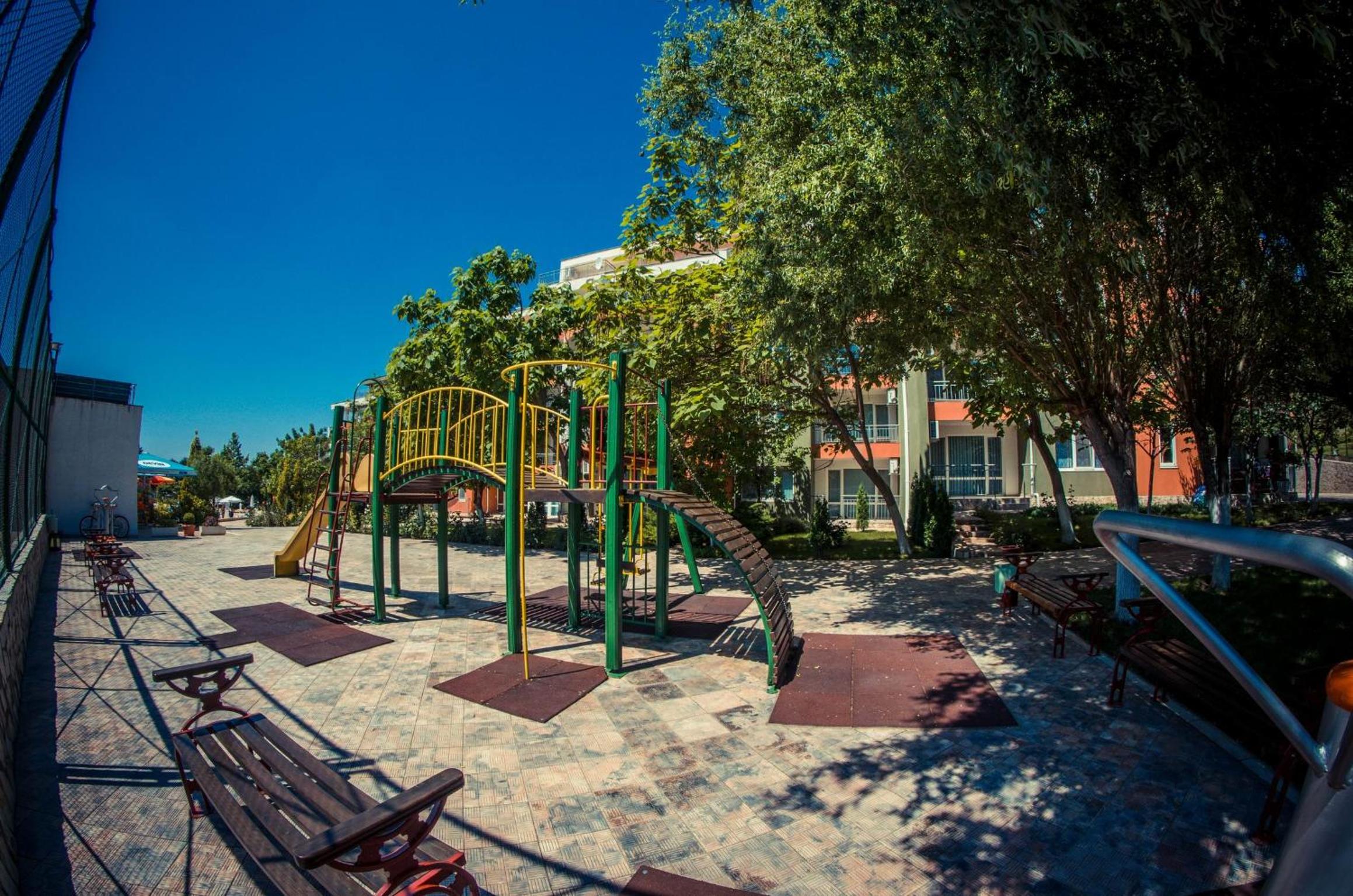 GT Green Fort Beach Apartments
