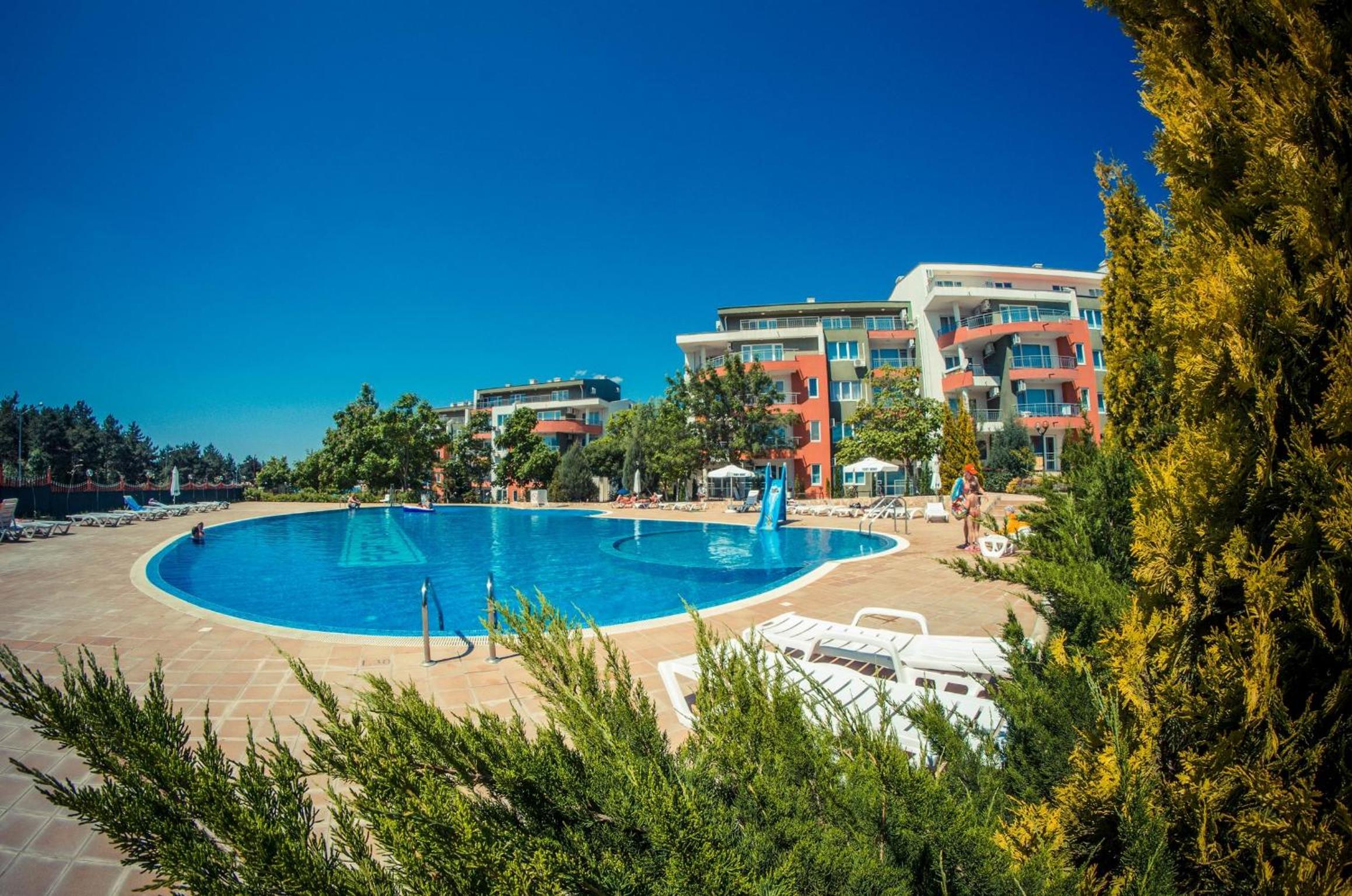 GT Green Fort Beach Apartments
