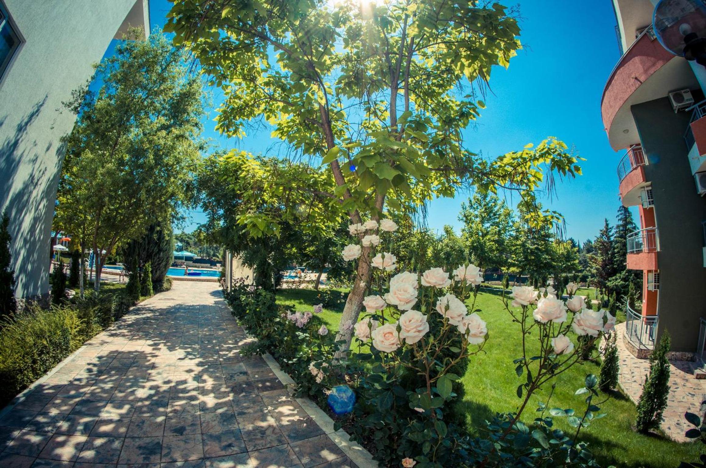 GT Green Fort Beach Apartments