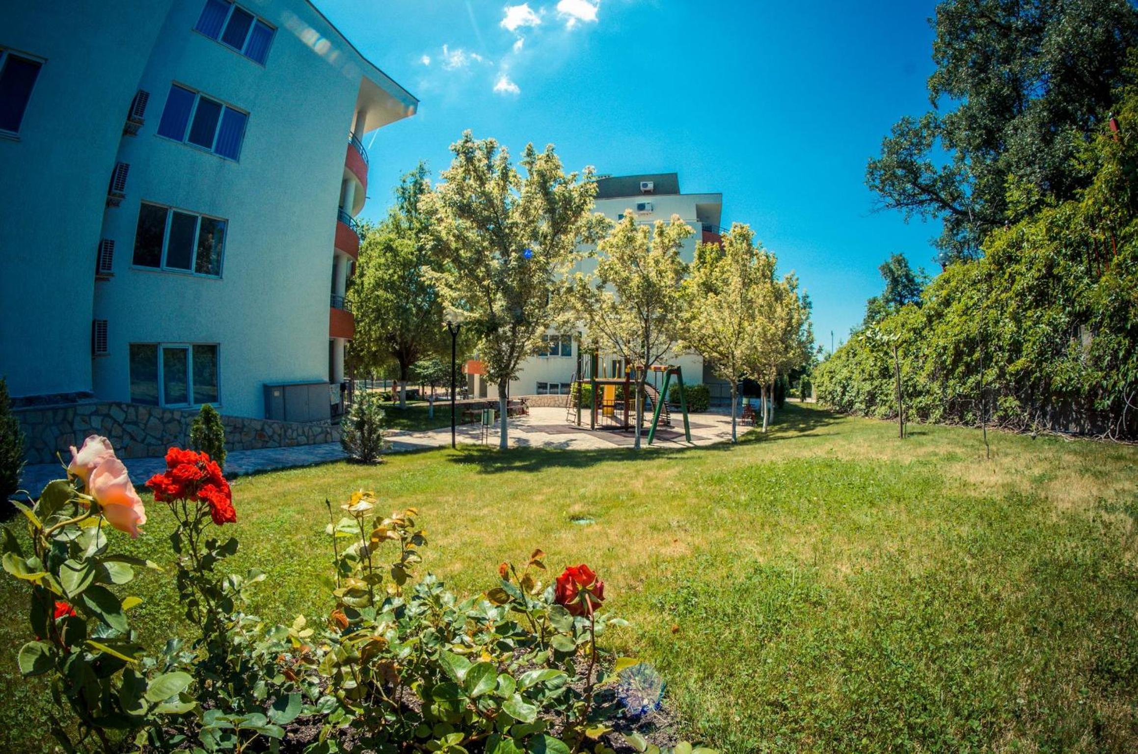 GT Green Fort Beach Apartments