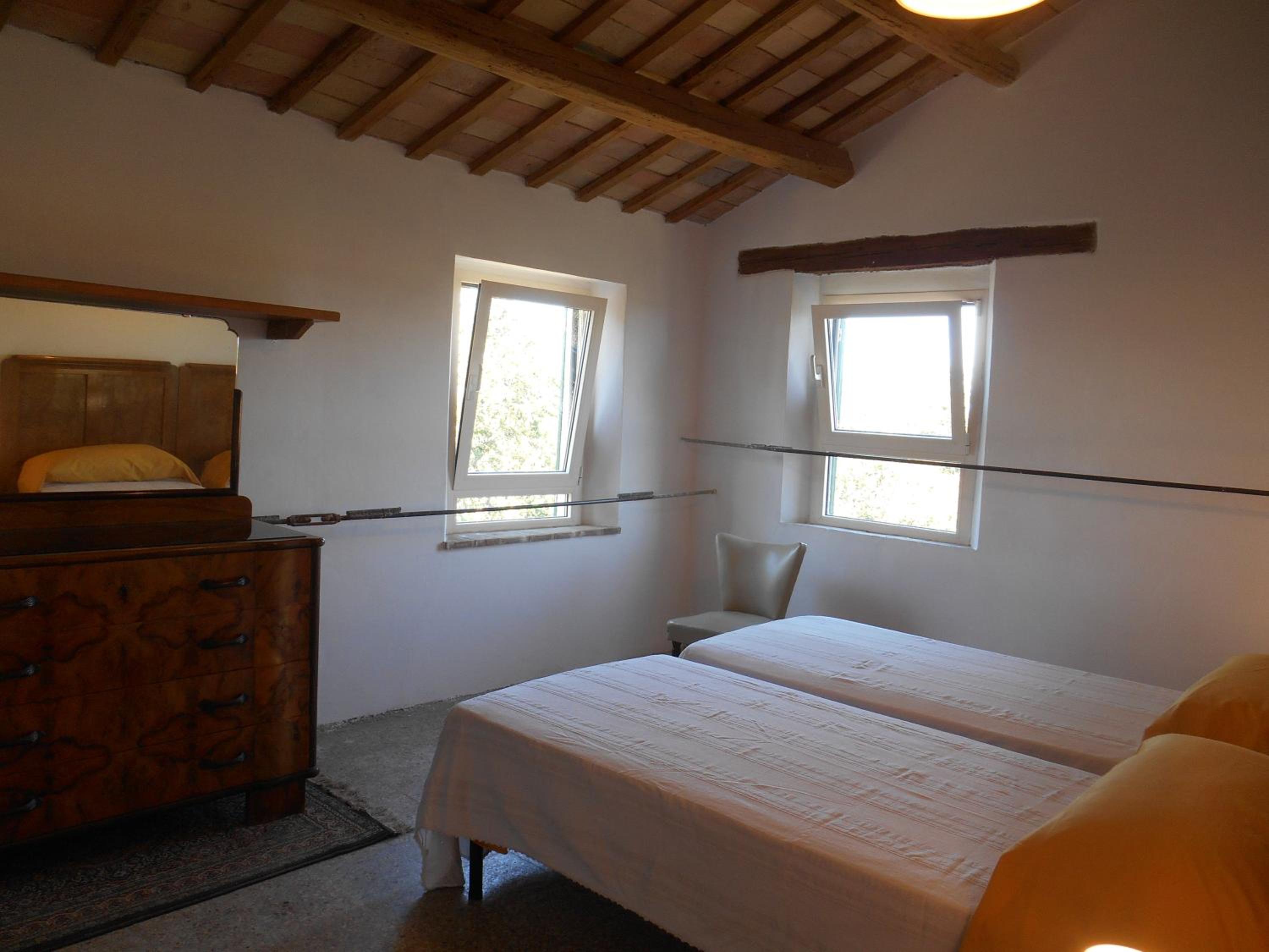 Casal Ferriano view 5