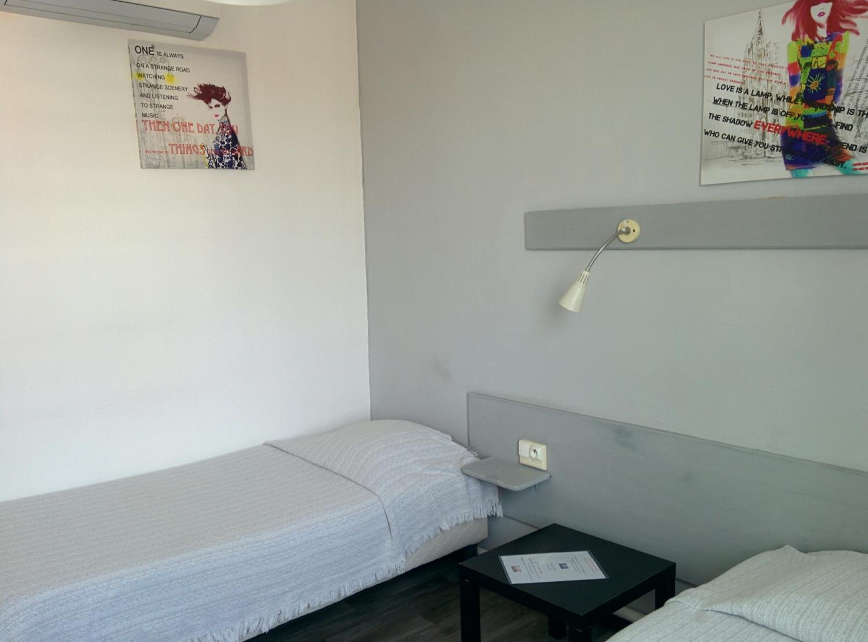 Agde Vacations - Hotel Araur - Property Image 8