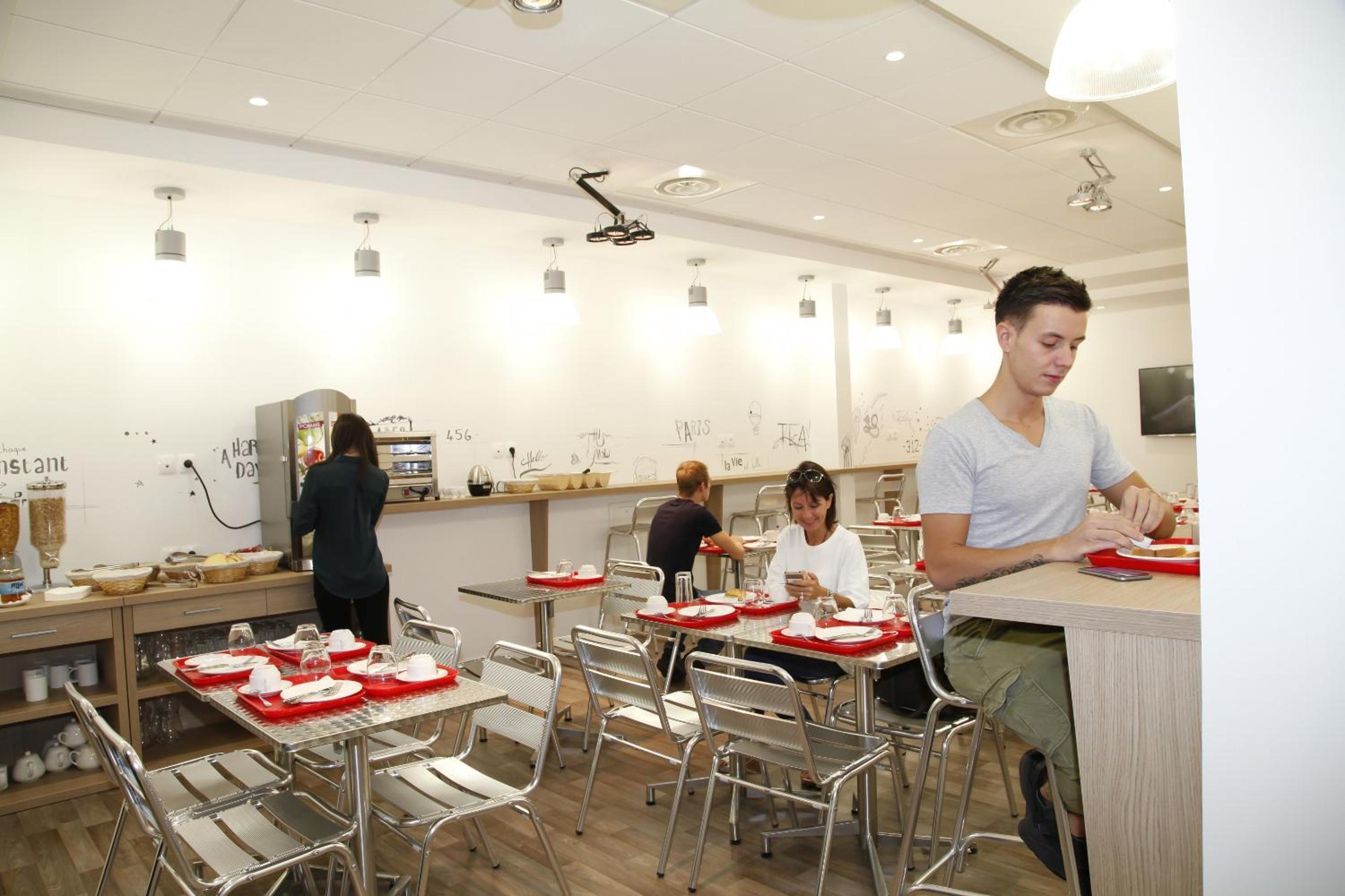 restaurant