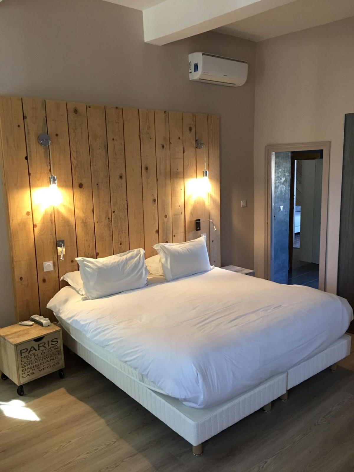 Appartement des carassins view 3