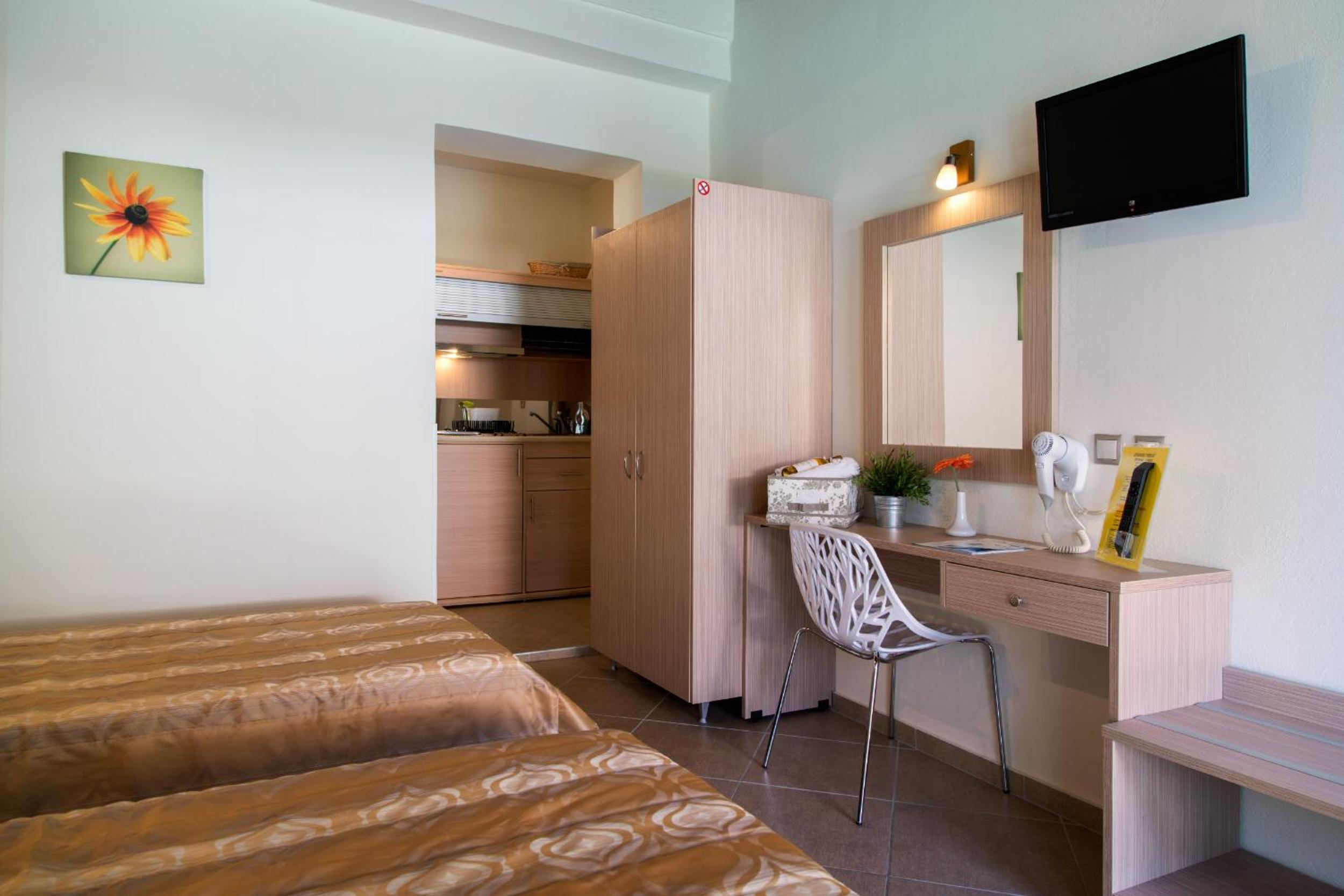 Photo 59