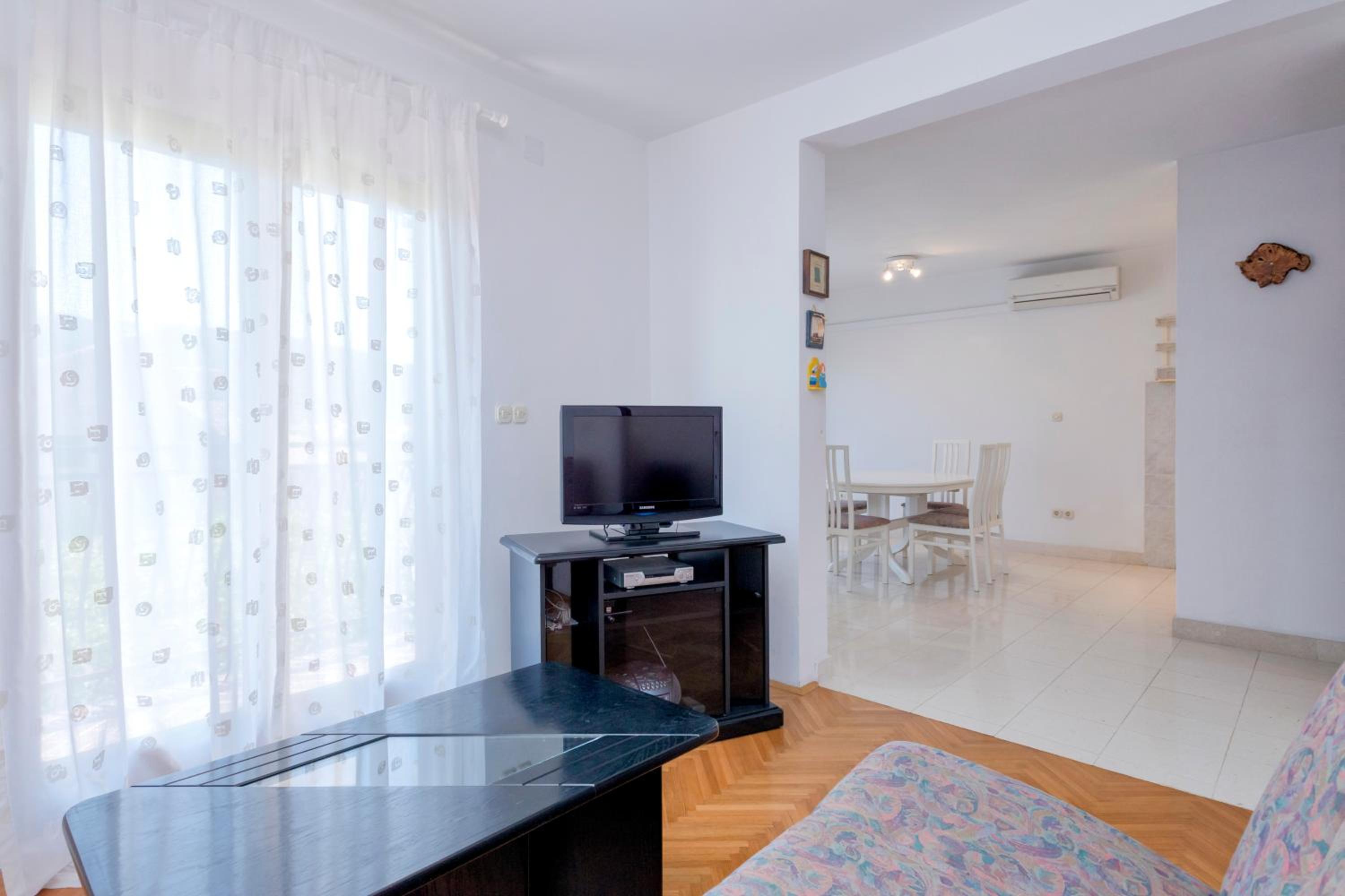 MI Apartment
