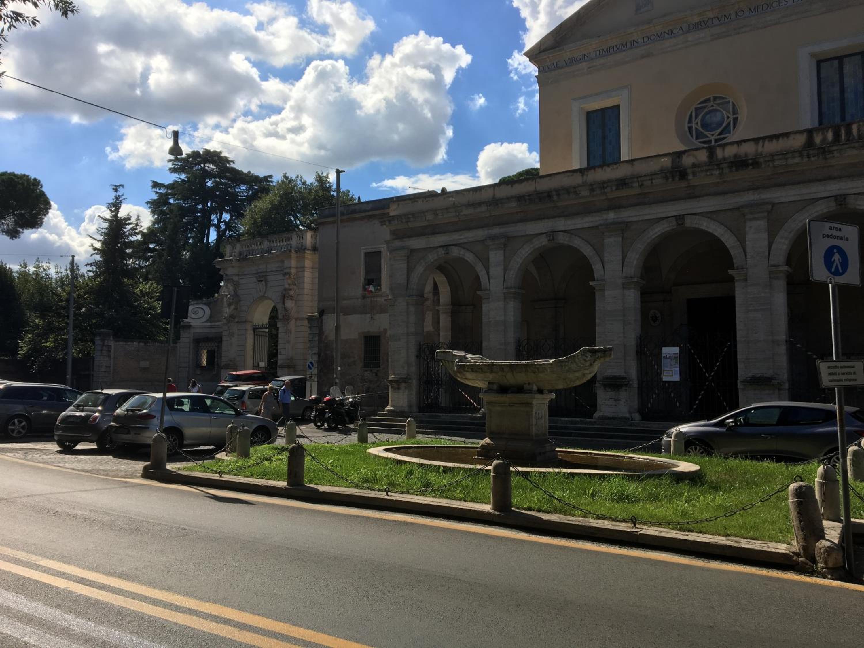 Delightful apartment 100 meters from the Colosseum