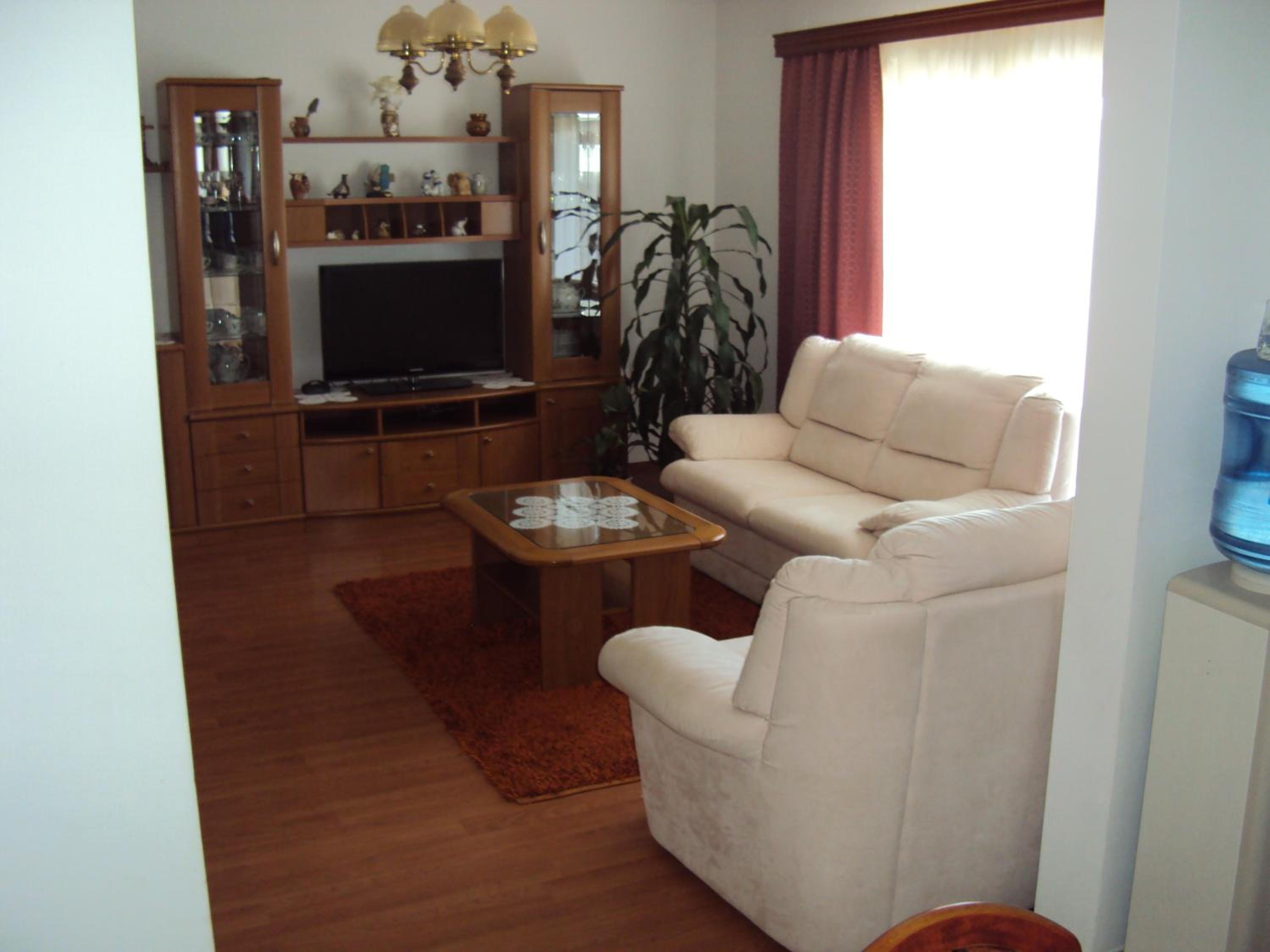 Photo 34